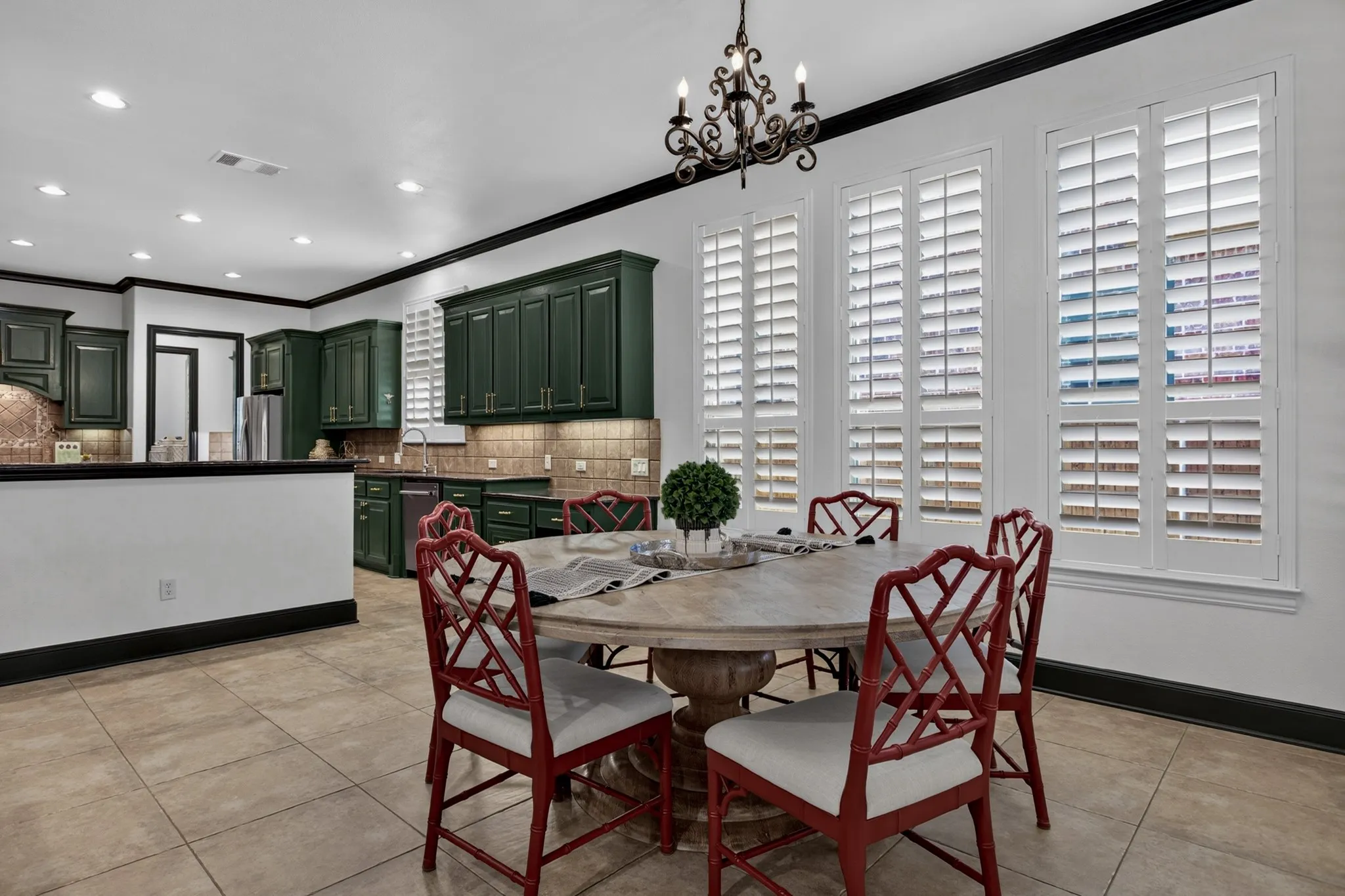 Single Family Residence For Sale in Denton County , 9114 Parson Drive, Lantana, Texas 76226, 5 Bedroom, 5 Bathroom, 3 Garage spaces, 4,688 Sqft, built in 2006, mls#21357325, Real Estate Agent in Lantana, Homes For Sale in Denton county, Homes For Sale in Lantana, Realtor in Lantana Texas, Real Estate Brokerage Independent Realty Texas, Luminita Cordes Realtor