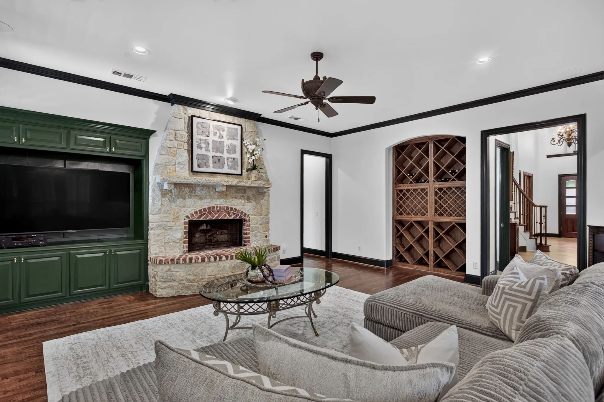 Single Family Residence For Sale in Denton County , 9114 Parson Drive, Lantana, Texas 76226, 5 Bedroom, 5 Bathroom, 3 Garage spaces, 4,688 Sqft, built in 2006, mls#21357325, Real Estate Agent in Lantana, Homes For Sale in Denton county, Homes For Sale in Lantana, Realtor in Lantana Texas, Real Estate Brokerage Independent Realty Texas, Luminita Cordes Realtor