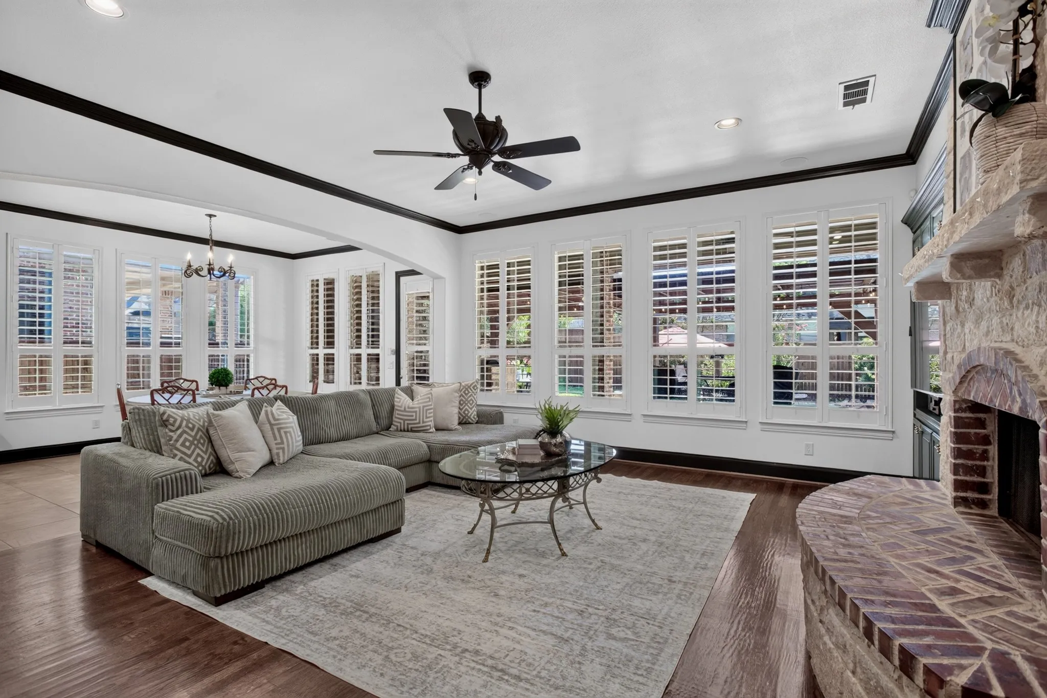 Single Family Residence For Sale in Denton County , 9114 Parson Drive, Lantana, Texas 76226, 5 Bedroom, 5 Bathroom, 3 Garage spaces, 4,688 Sqft, built in 2006, mls#21357325, Real Estate Agent in Lantana, Homes For Sale in Denton county, Homes For Sale in Lantana, Realtor in Lantana Texas, Real Estate Brokerage Independent Realty Texas, Luminita Cordes Realtor