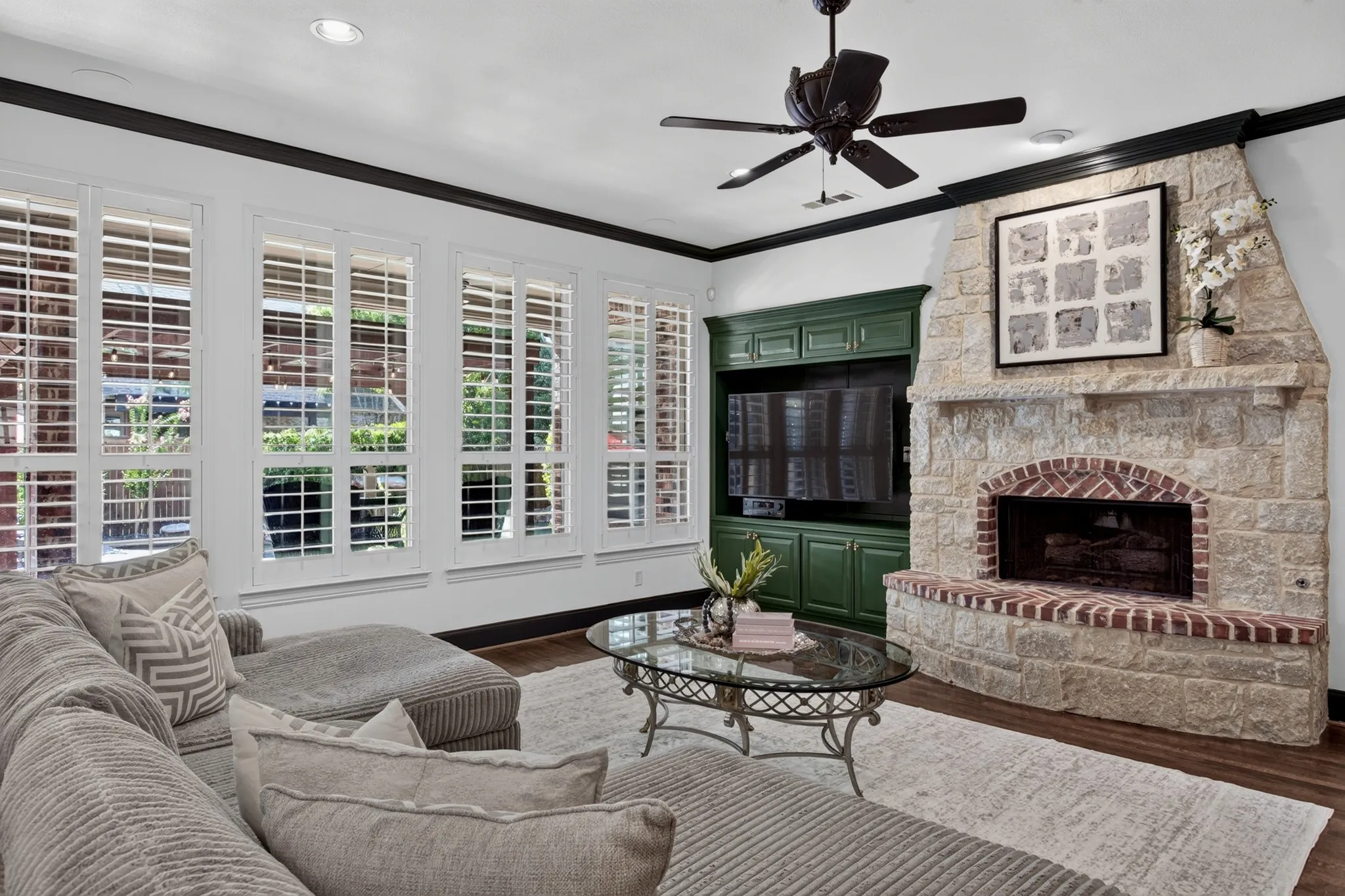 Single Family Residence For Sale in Denton County , 9114 Parson Drive, Lantana, Texas 76226, 5 Bedroom, 5 Bathroom, 3 Garage spaces, 4,688 Sqft, built in 2006, mls#21357325, Real Estate Agent in Lantana, Homes For Sale in Denton county, Homes For Sale in Lantana, Realtor in Lantana Texas, Real Estate Brokerage Independent Realty Texas, Luminita Cordes Realtor