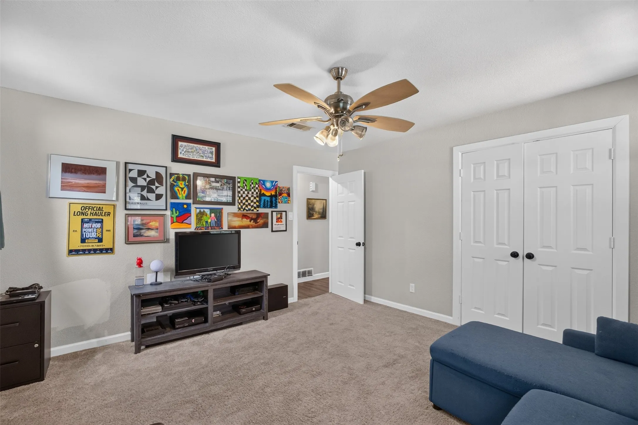 Single Family Residence For Sale in Tarrant County , 4509 Starlight Drive, Haltom City, Texas 76117, 3 Bedroom, 2 Bathroom, Garage spaces, 2,150 Sqft, built in 1963, mls#21360810, Real Estate Agent in Haltom City, Homes For Sale in Tarrant county, Homes For Sale in Haltom City, Realtor in Haltom City Texas, Real Estate Brokerage Independent Realty Texas, Luminita Cordes Realtor