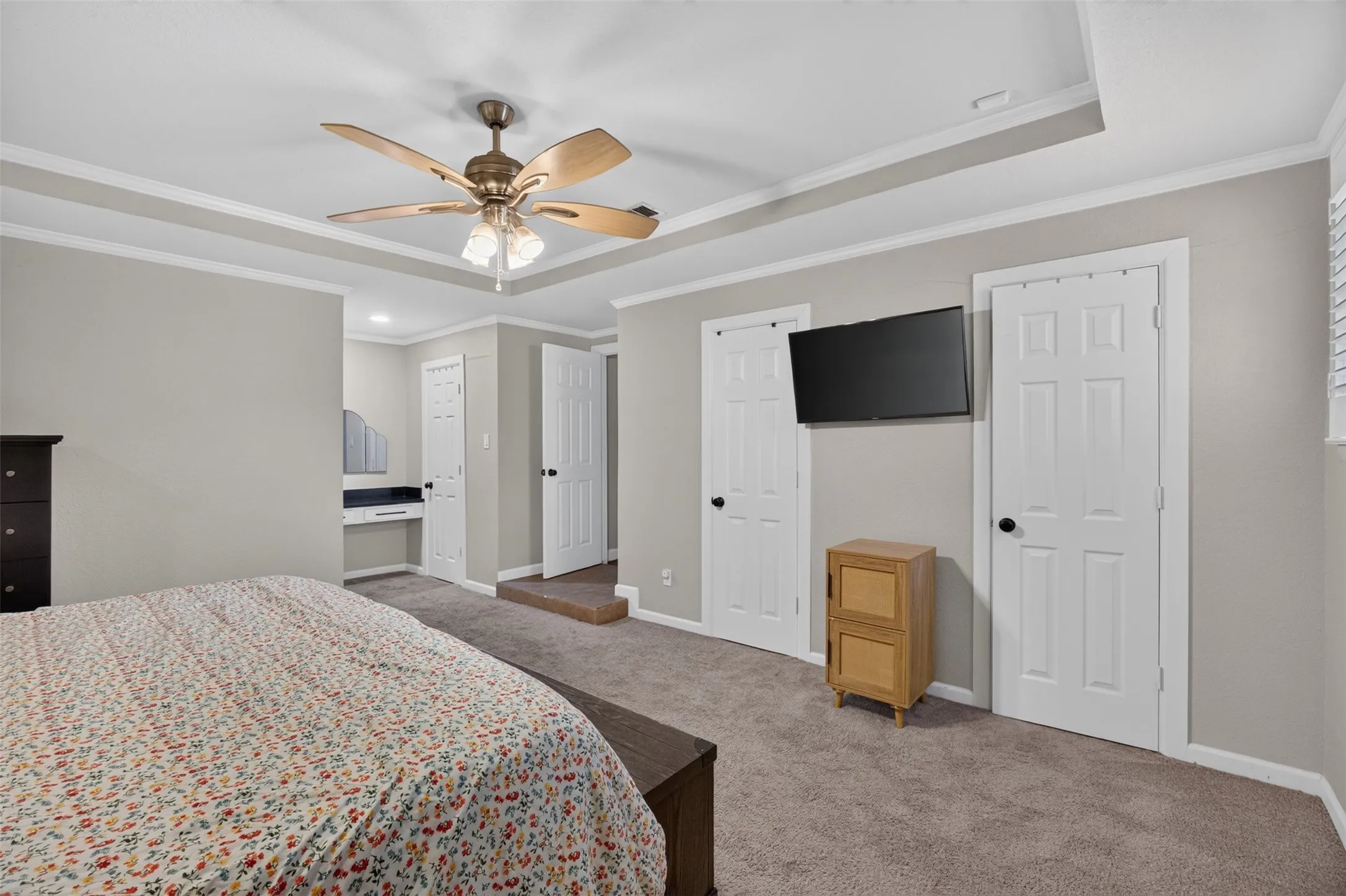 Single Family Residence For Sale in Tarrant County , 4509 Starlight Drive, Haltom City, Texas 76117, 3 Bedroom, 2 Bathroom, Garage spaces, 2,150 Sqft, built in 1963, mls#21360810, Real Estate Agent in Haltom City, Homes For Sale in Tarrant county, Homes For Sale in Haltom City, Realtor in Haltom City Texas, Real Estate Brokerage Independent Realty Texas, Luminita Cordes Realtor