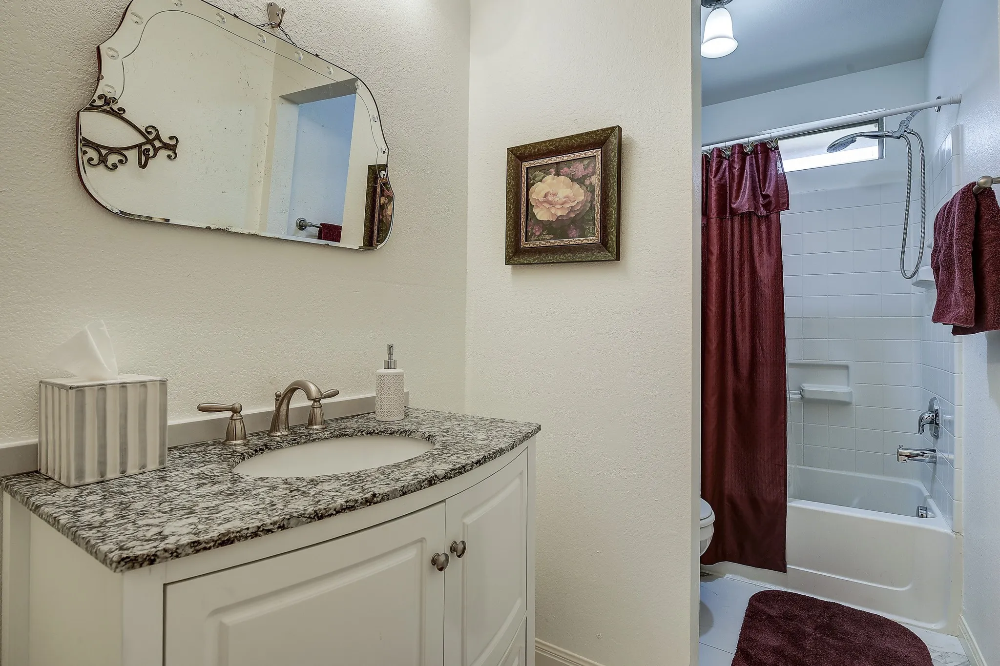 Single Family Residence For Sale in Collin County , 620 Cypress Hill Drive, Mc Kinney, Texas 75071, 3 Bedroom, 2 Bathroom, 2 Garage spaces, 1,726 Sqft, built in 2006, mls#21358949, Real Estate Agent in Mc Kinney, Homes For Sale in Collin county, Homes For Sale in Mc Kinney, Realtor in Mc Kinney Texas, Real Estate Brokerage Independent Realty Texas, Luminita Cordes Realtor
