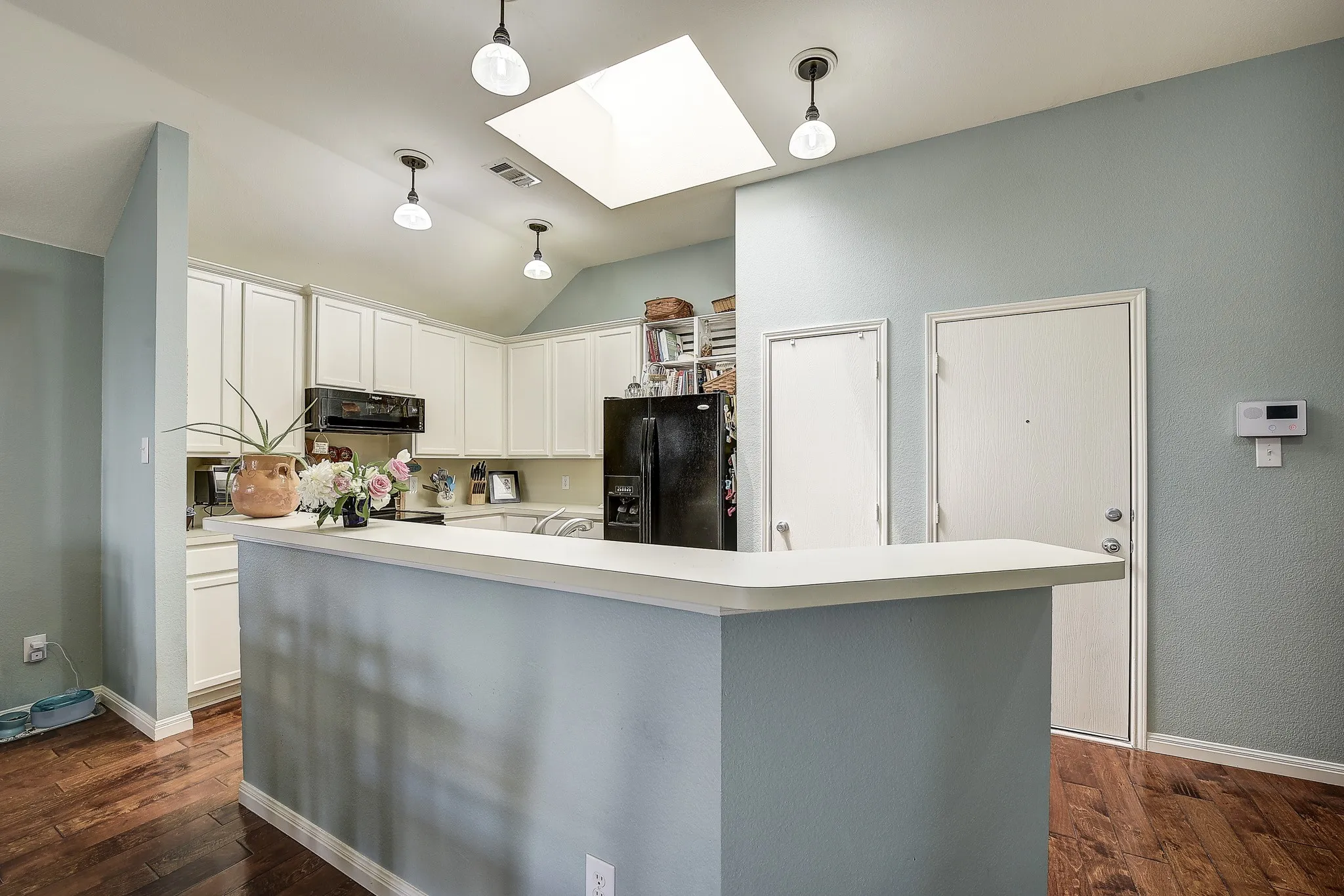 Single Family Residence For Sale in Collin County , 620 Cypress Hill Drive, Mc Kinney, Texas 75071, 3 Bedroom, 2 Bathroom, 2 Garage spaces, 1,726 Sqft, built in 2006, mls#21358949, Real Estate Agent in Mc Kinney, Homes For Sale in Collin county, Homes For Sale in Mc Kinney, Realtor in Mc Kinney Texas, Real Estate Brokerage Independent Realty Texas, Luminita Cordes Realtor