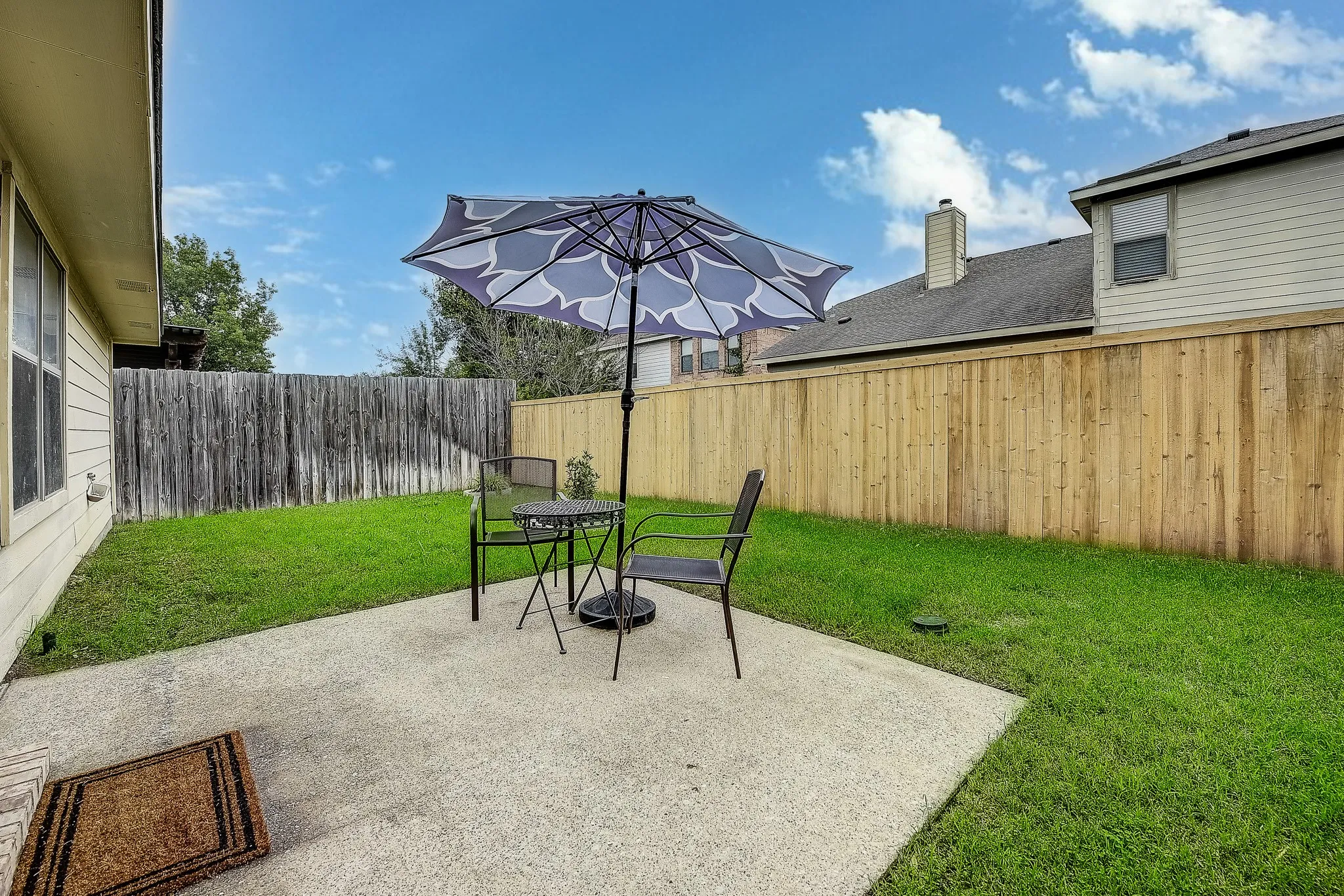Single Family Residence For Sale in Collin County , 620 Cypress Hill Drive, Mc Kinney, Texas 75071, 3 Bedroom, 2 Bathroom, 2 Garage spaces, 1,726 Sqft, built in 2006, mls#21358949, Real Estate Agent in Mc Kinney, Homes For Sale in Collin county, Homes For Sale in Mc Kinney, Realtor in Mc Kinney Texas, Real Estate Brokerage Independent Realty Texas, Luminita Cordes Realtor