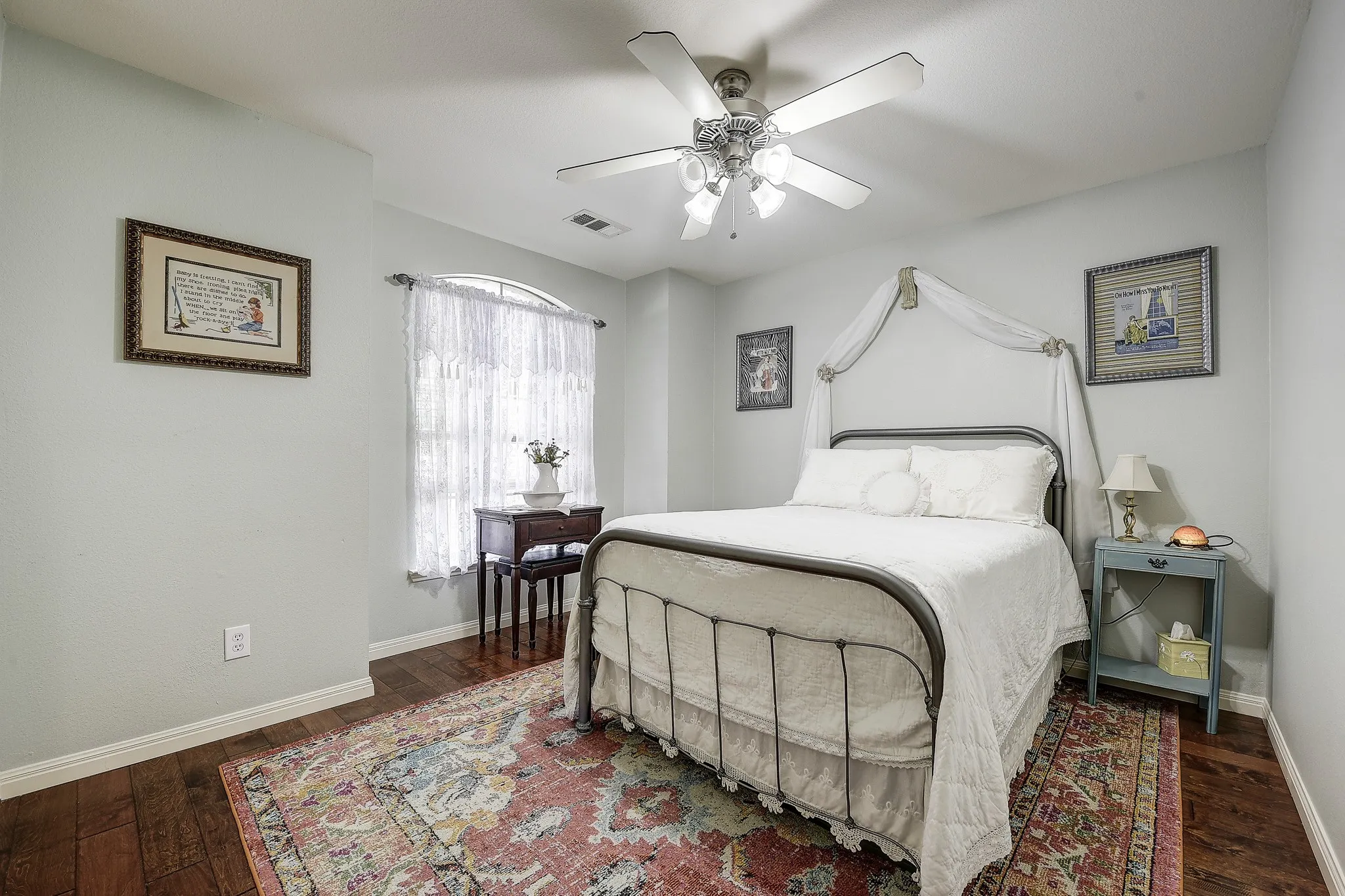 Single Family Residence For Sale in Collin County , 620 Cypress Hill Drive, Mc Kinney, Texas 75071, 3 Bedroom, 2 Bathroom, 2 Garage spaces, 1,726 Sqft, built in 2006, mls#21358949, Real Estate Agent in Mc Kinney, Homes For Sale in Collin county, Homes For Sale in Mc Kinney, Realtor in Mc Kinney Texas, Real Estate Brokerage Independent Realty Texas, Luminita Cordes Realtor