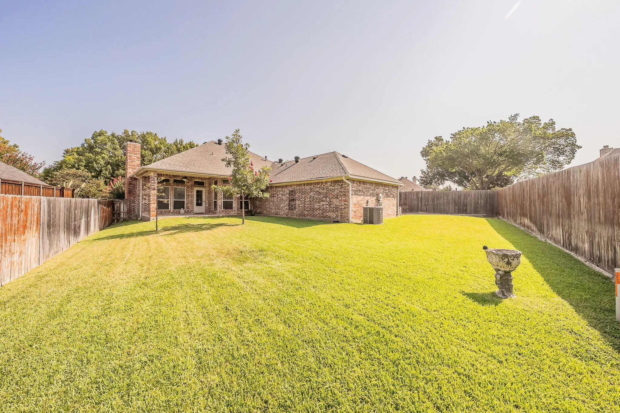 Single Family Residence For Sale in Tarrant County , 8152 Vine Wood Drive, North Richland Hills, Texas 76182, 3 Bedroom, 2 Bathroom, 2 Garage spaces, 2,251 Sqft, built in 1999, mls#21361099, Real Estate Agent in North Richland Hills, Homes For Sale in Tarrant county, Homes For Sale in North Richland Hills, Realtor in North Richland Hills Texas, Real Estate Brokerage Independent Realty Texas, Luminita Cordes Realtor
