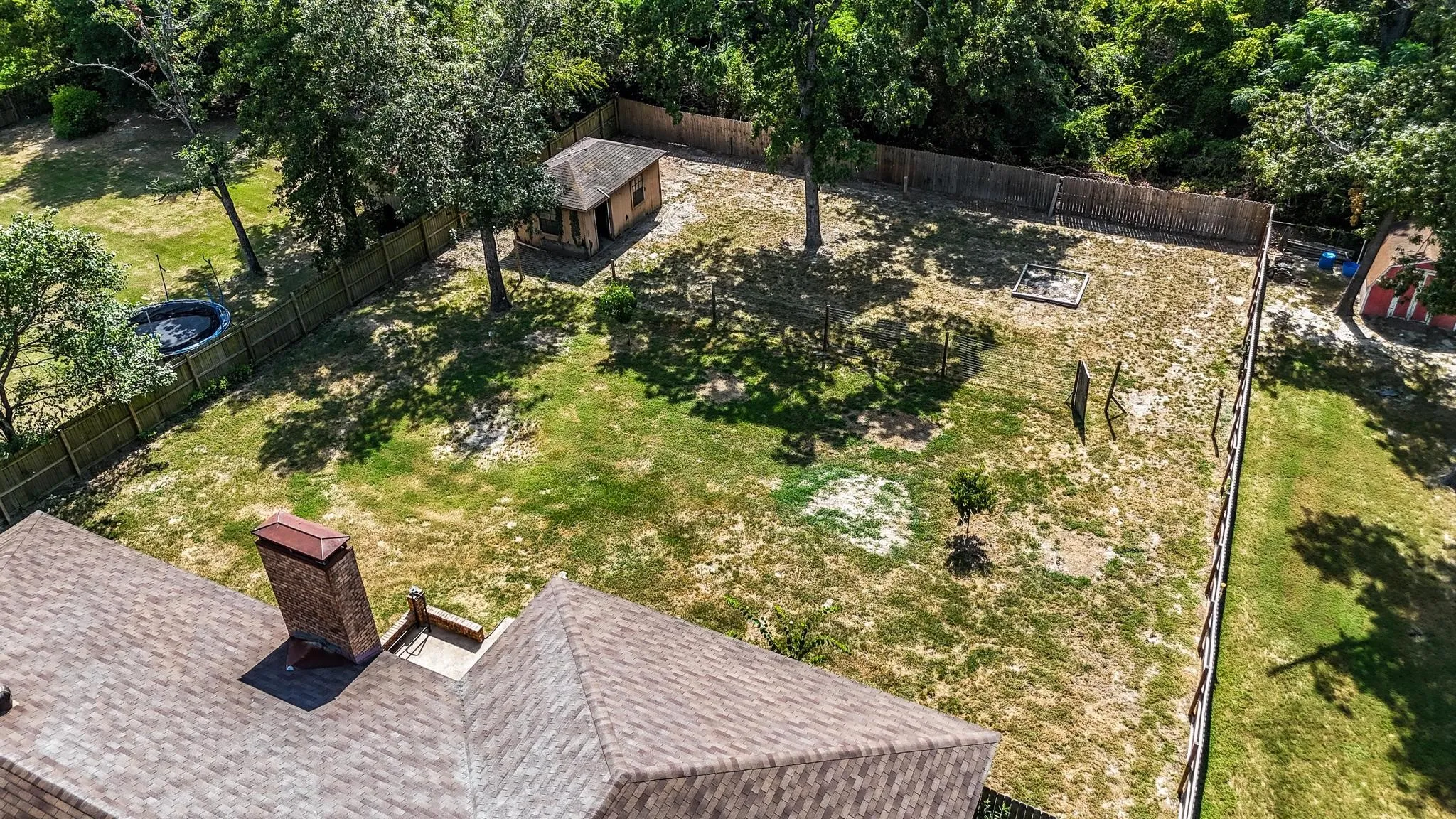 Single Family Residence For Sale in Smith County , 2814 Pineview, Tyler, Texas 75704, 4 Bedroom, 3 Bathroom, 2 Garage spaces, 2,373 Sqft, built in 1977, mls#21359261, Real Estate Agent in Tyler, Homes For Sale in Smith county, Homes For Sale in Tyler, Realtor in Tyler Texas, Real Estate Brokerage Independent Realty Texas, Luminita Cordes Realtor