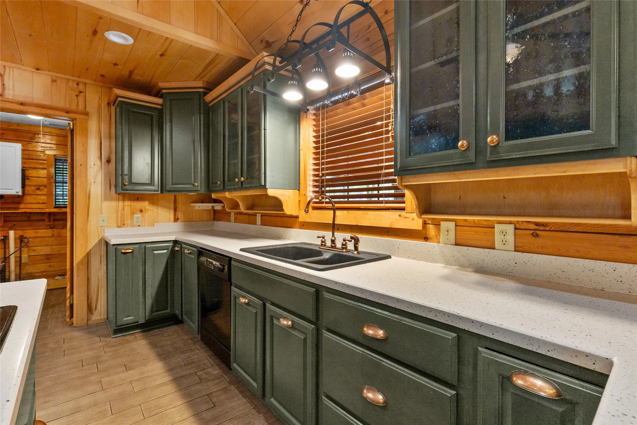Single Family Residence For Sale in Rains County , 1147 Rs County Road 3503, Emory, Texas 75440, 4 Bedroom, 4 Bathroom, Garage spaces, 2,324 Sqft, built in 2001, mls#21361183, Real Estate Agent in Emory, Homes For Sale in Rains county, Homes For Sale in Emory, Realtor in Emory Texas, Real Estate Brokerage Independent Realty Texas, Luminita Cordes Realtor