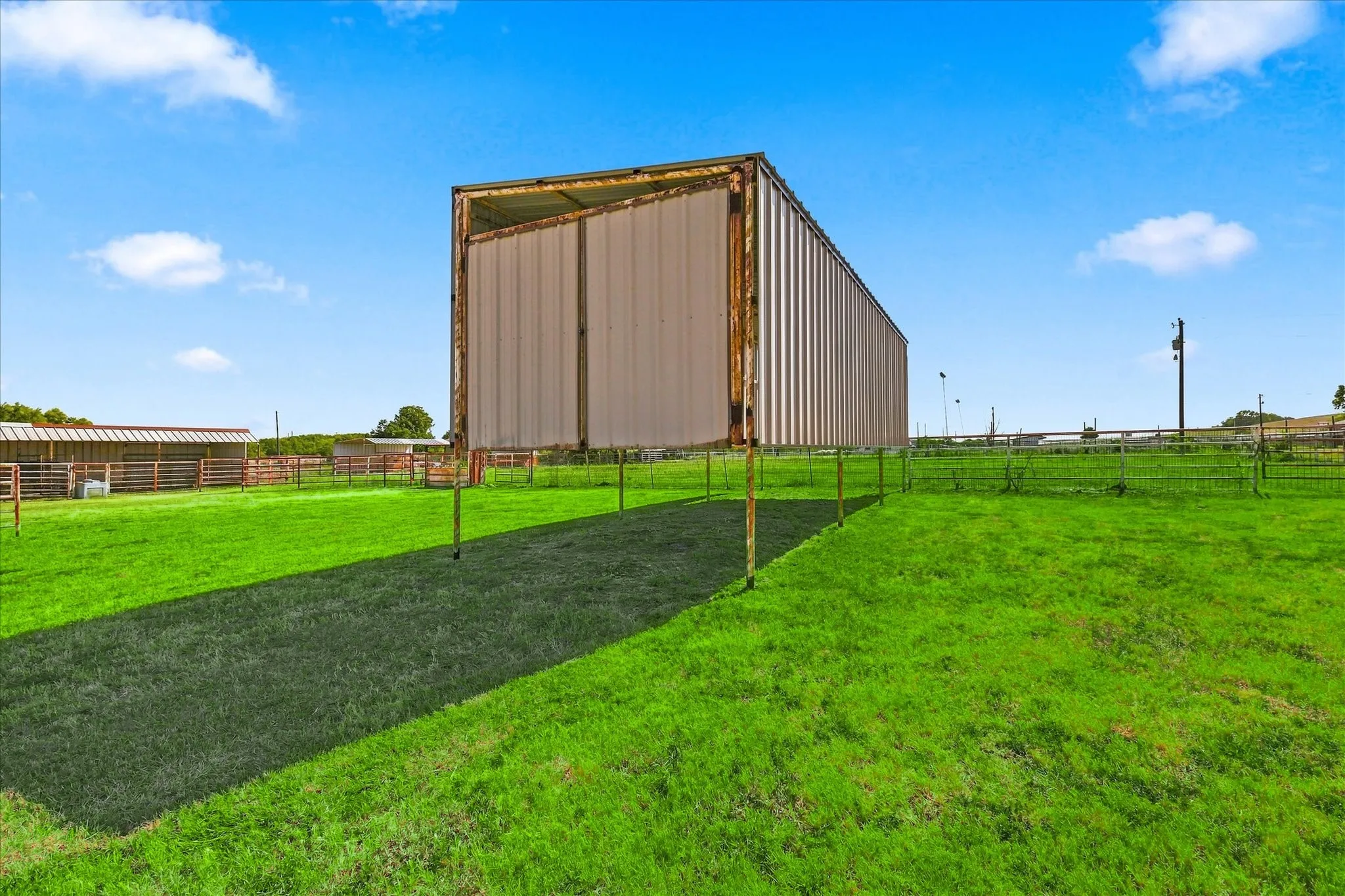 Single Family Residence For Sale in Denton County , 10138 Terrace Road, Sanger, Texas 76266, 3 Bedroom, 2 Bathroom, 1 Garage spaces, 1,488 Sqft, built in 1977, mls#21360203, Real Estate Agent in Sanger, Homes For Sale in Denton county, Homes For Sale in Sanger, Realtor in Sanger Texas, Real Estate Brokerage Independent Realty Texas, Luminita Cordes Realtor