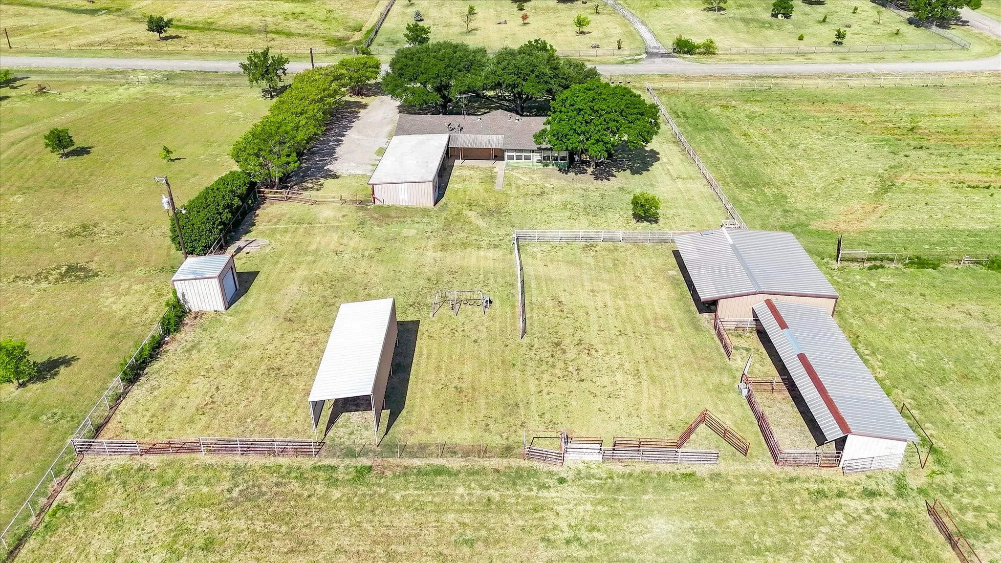 Single Family Residence For Sale in Denton County , 10138 Terrace Road, Sanger, Texas 76266, 3 Bedroom, 2 Bathroom, 1 Garage spaces, 1,488 Sqft, built in 1977, mls#21360203, Real Estate Agent in Sanger, Homes For Sale in Denton county, Homes For Sale in Sanger, Realtor in Sanger Texas, Real Estate Brokerage Independent Realty Texas, Luminita Cordes Realtor
