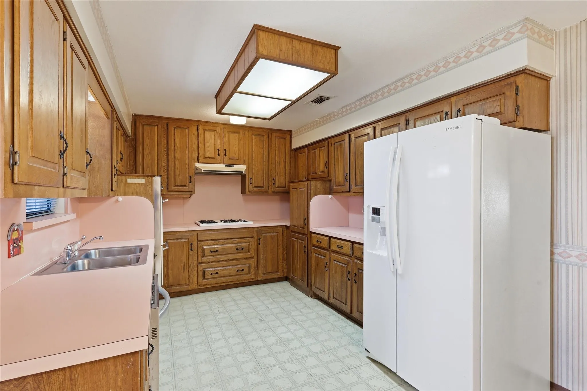 Single Family Residence For Sale in Denton County , 10138 Terrace Road, Sanger, Texas 76266, 3 Bedroom, 2 Bathroom, 1 Garage spaces, 1,488 Sqft, built in 1977, mls#21360203, Real Estate Agent in Sanger, Homes For Sale in Denton county, Homes For Sale in Sanger, Realtor in Sanger Texas, Real Estate Brokerage Independent Realty Texas, Luminita Cordes Realtor