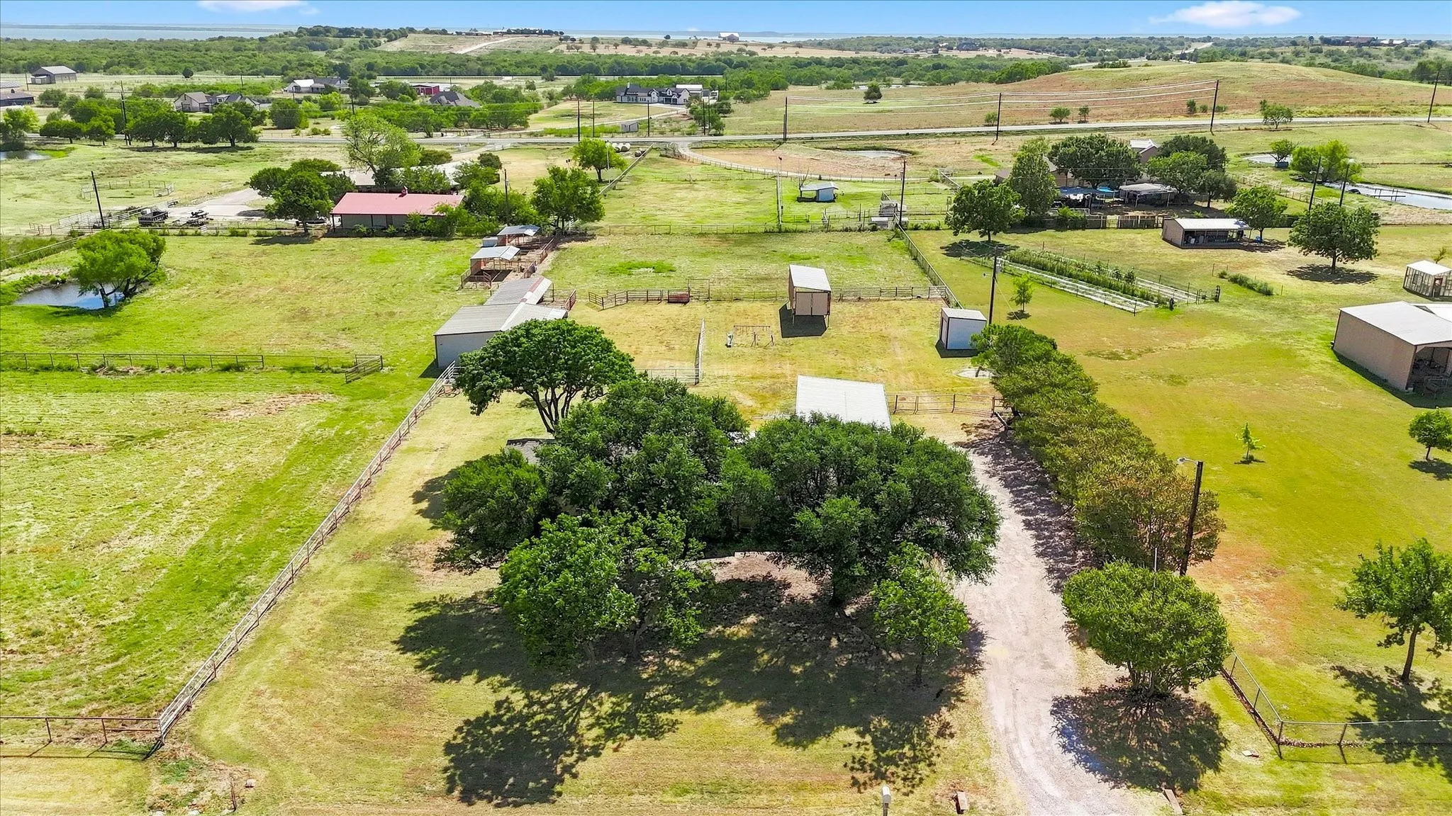 Single Family Residence For Sale in Denton County , 10138 Terrace Road, Sanger, Texas 76266, 3 Bedroom, 2 Bathroom, 1 Garage spaces, 1,488 Sqft, built in 1977, mls#21360203, Real Estate Agent in Sanger, Homes For Sale in Denton county, Homes For Sale in Sanger, Realtor in Sanger Texas, Real Estate Brokerage Independent Realty Texas, Luminita Cordes Realtor