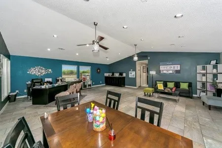 Apartment For Rent in Tarrant County , 500 E Loop 820 606, Fort Worth, Texas 76112, 2 Bedroom, 2 Bathroom, Garage spaces, 840 Sqft, built in 1982, Price $1,002, mls#21361187, Real Estate Agent in Fort Worth, Homes For Rent in Tarrant county, Homes For Rent in Fort Worth, Realtor in Fort Worth Texas, Real Estate Brokerage Independent Realty Texas, Luminita Cordes Realtor