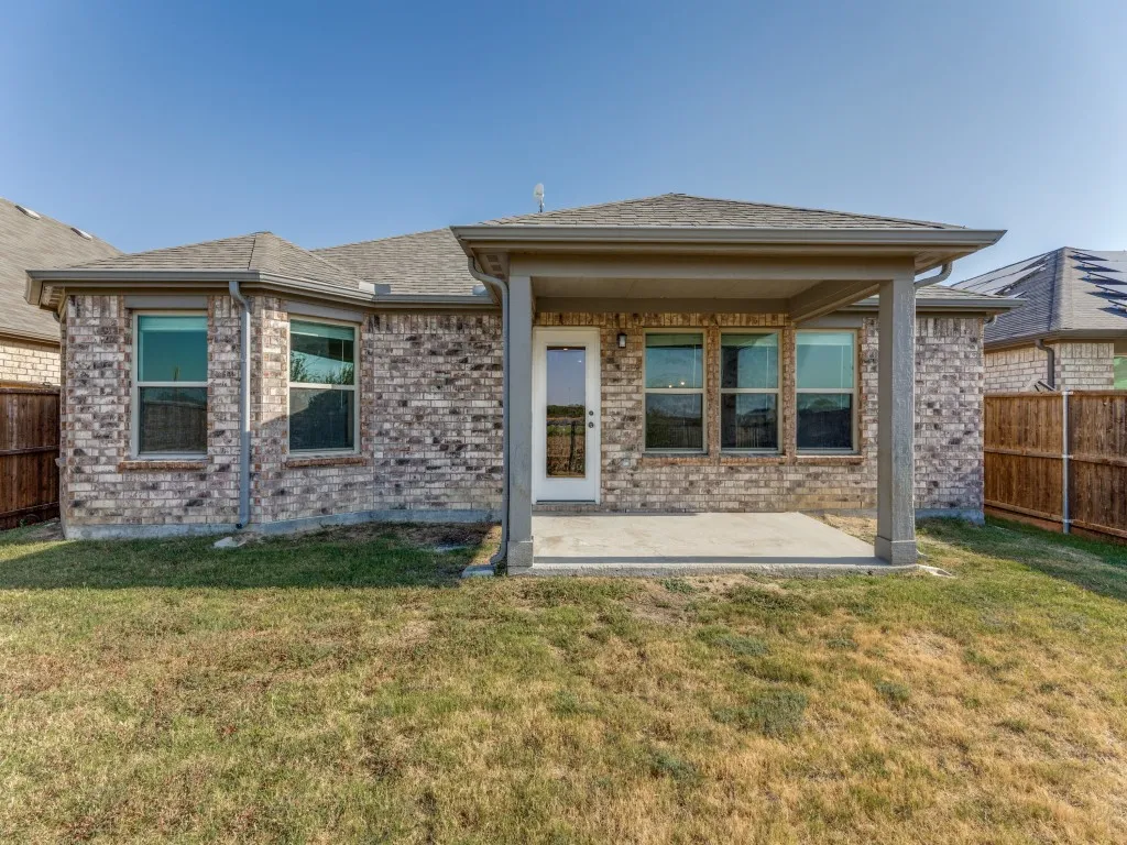 Single Family Residence For Sale in Tarrant County , 620 Bronze Forest Drive, Fort Worth, Texas 76131, 4 Bedroom, 2 Bathroom, 2 Garage spaces, 1,929 Sqft, built in 2021, mls#21361194, Real Estate Agent in Fort Worth, Homes For Sale in Tarrant county, Homes For Sale in Fort Worth, Realtor in Fort Worth Texas, Real Estate Brokerage Independent Realty Texas, Luminita Cordes Realtor