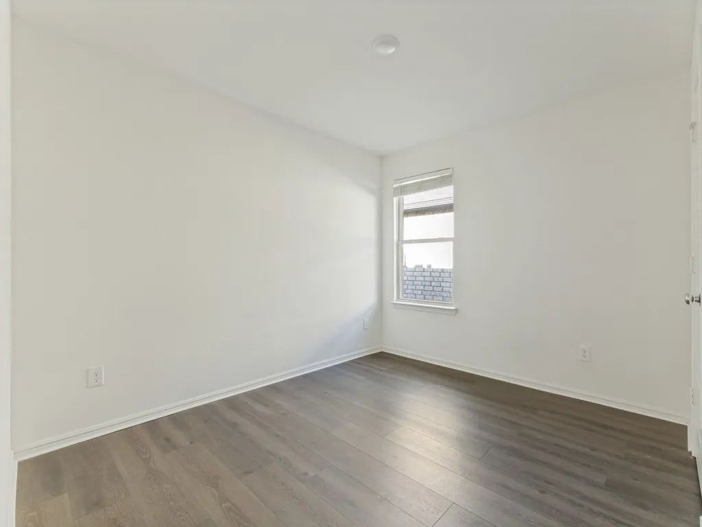 Brand new vinyl plank floor in 3 guest bedrooms and closets
