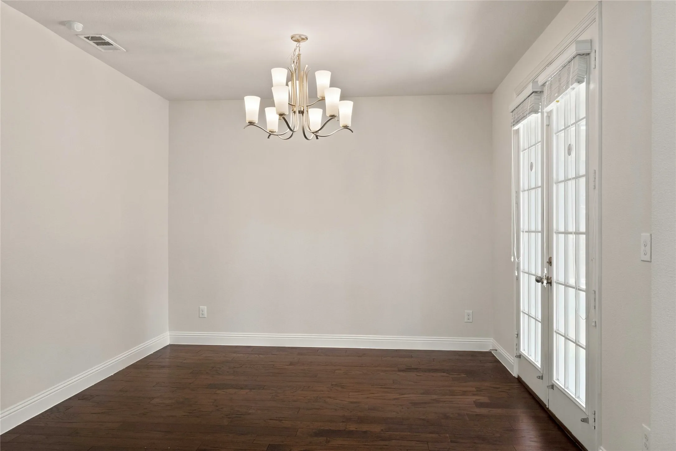 Single Family Residence For Rent in Collin County , 4524 Del Rey Avenue, Mc Kinney, Texas 75070, 4 Bedroom, 3 Bathroom, 2 Garage spaces, 3,454 Sqft, built in 2017, mls#21361205, Real Estate Agent in Mc Kinney, Homes For Rent in Collin county, Homes For Rent in Mc Kinney, Realtor in Mc Kinney Texas, Real Estate Brokerage Independent Realty Texas, Luminita Cordes Realtor
