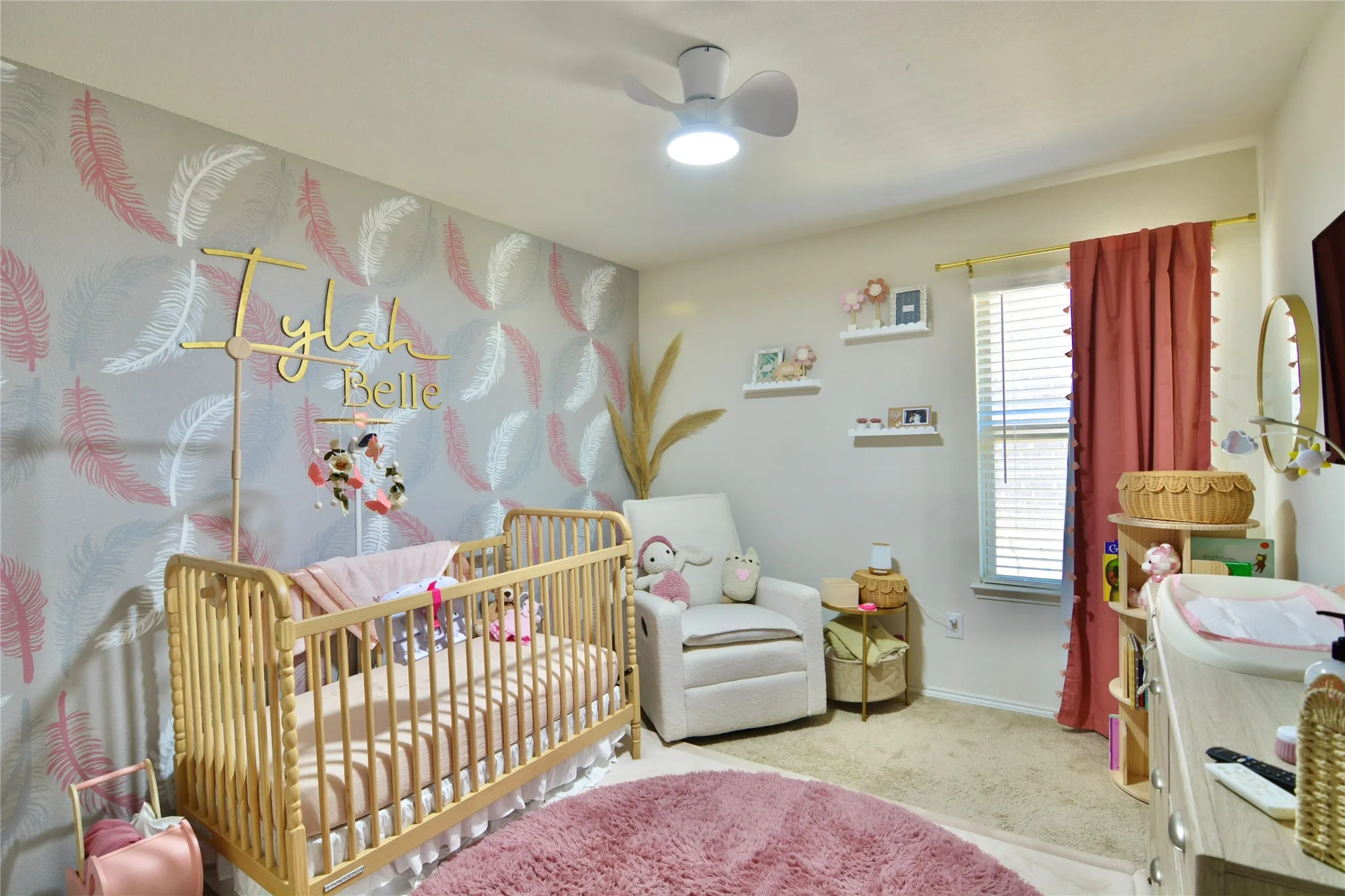 Single Family Residence For Sale in Denton County , 465 Pollyann Trail, Fort Worth, Texas 76052, 3 Bedroom, 2 Bathroom, 2 Garage spaces, 1,509 Sqft, built in 2019, mls#21361210, Real Estate Agent in Fort Worth, Homes For Sale in Denton county, Homes For Sale in Fort Worth, Realtor in Fort Worth Texas, Real Estate Brokerage Independent Realty Texas, Luminita Cordes Realtor