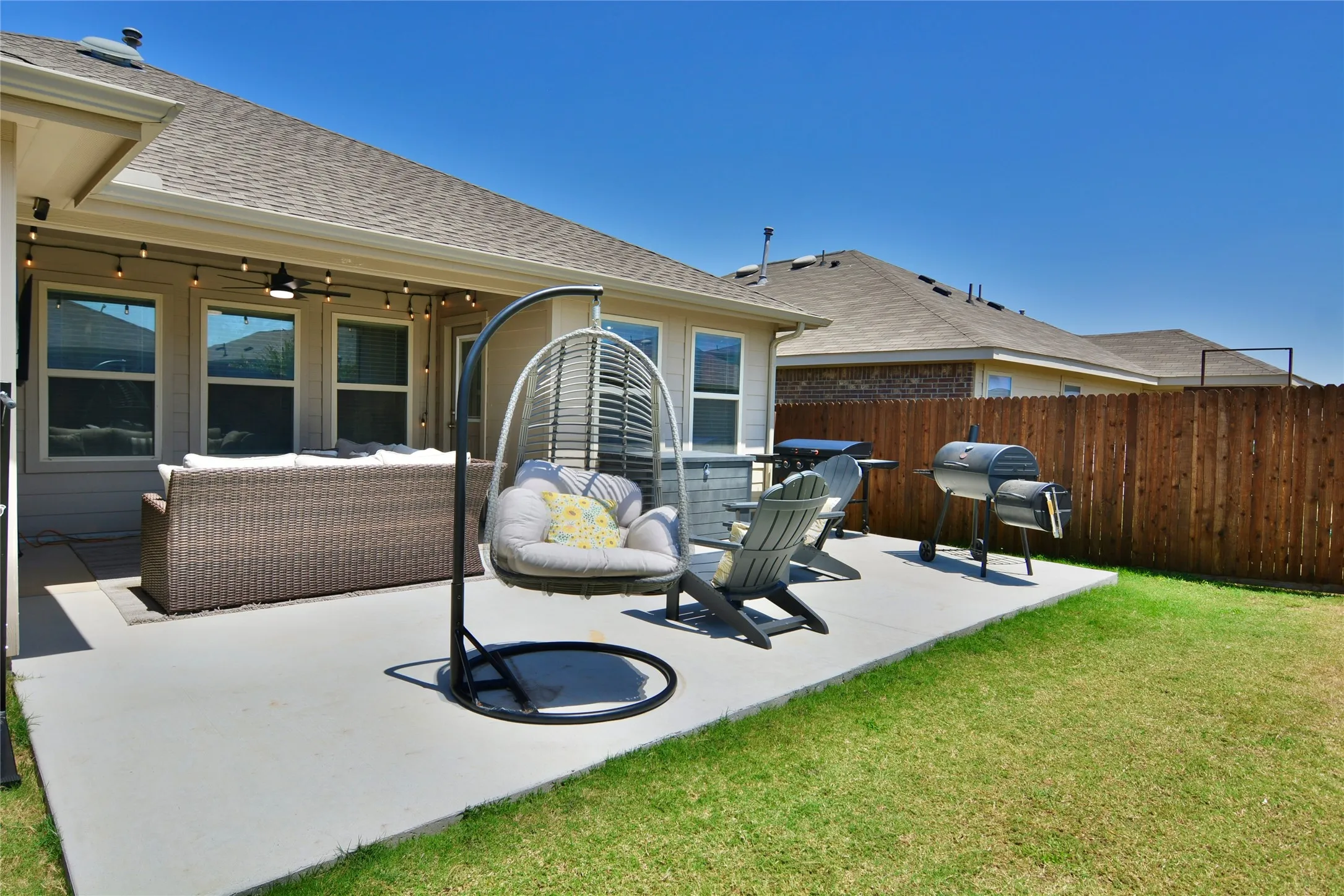 Single Family Residence For Sale in Denton County , 465 Pollyann Trail, Fort Worth, Texas 76052, 3 Bedroom, 2 Bathroom, 2 Garage spaces, 1,509 Sqft, built in 2019, mls#21361210, Real Estate Agent in Fort Worth, Homes For Sale in Denton county, Homes For Sale in Fort Worth, Realtor in Fort Worth Texas, Real Estate Brokerage Independent Realty Texas, Luminita Cordes Realtor