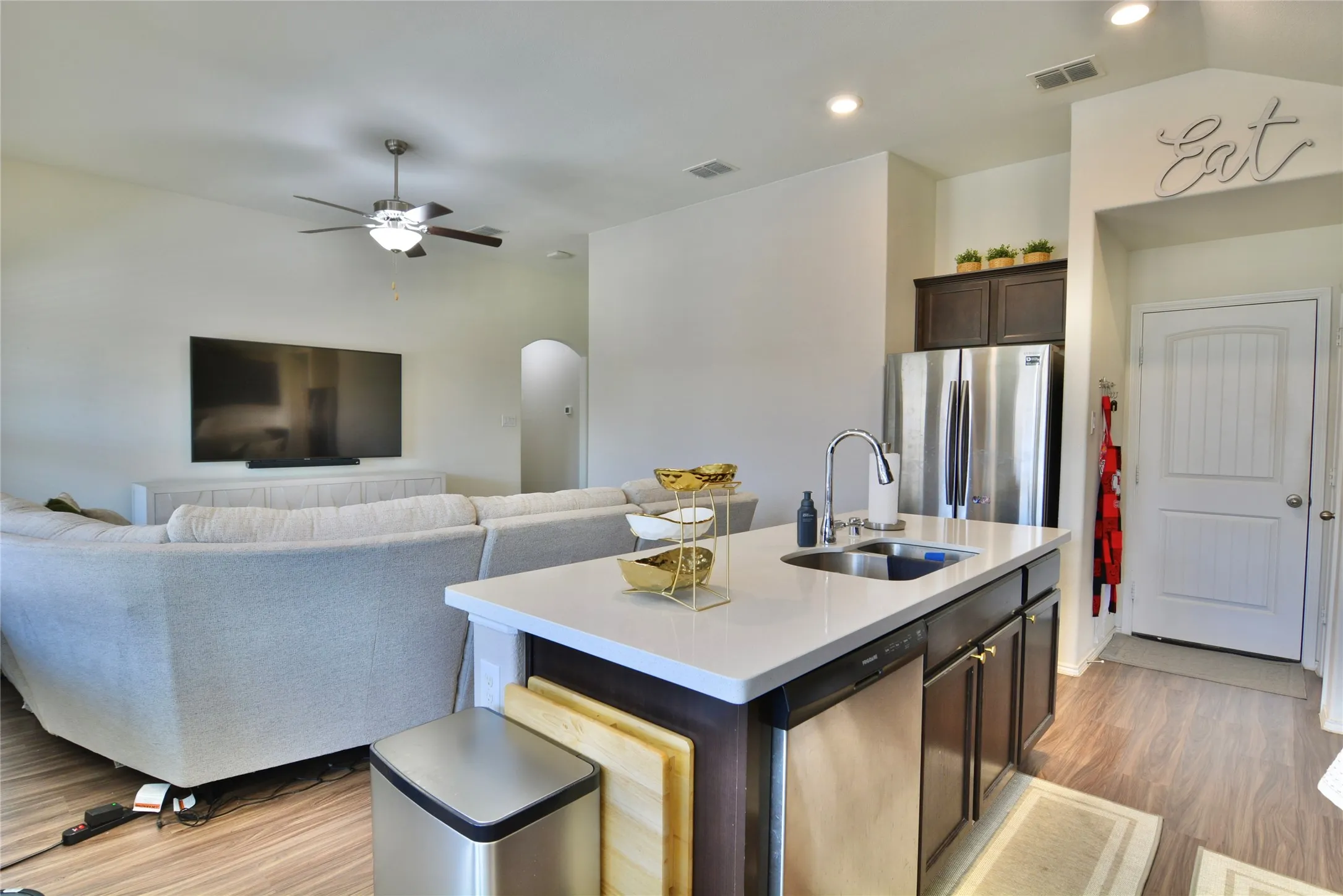 Single Family Residence For Sale in Denton County , 465 Pollyann Trail, Fort Worth, Texas 76052, 3 Bedroom, 2 Bathroom, 2 Garage spaces, 1,509 Sqft, built in 2019, mls#21361210, Real Estate Agent in Fort Worth, Homes For Sale in Denton county, Homes For Sale in Fort Worth, Realtor in Fort Worth Texas, Real Estate Brokerage Independent Realty Texas, Luminita Cordes Realtor