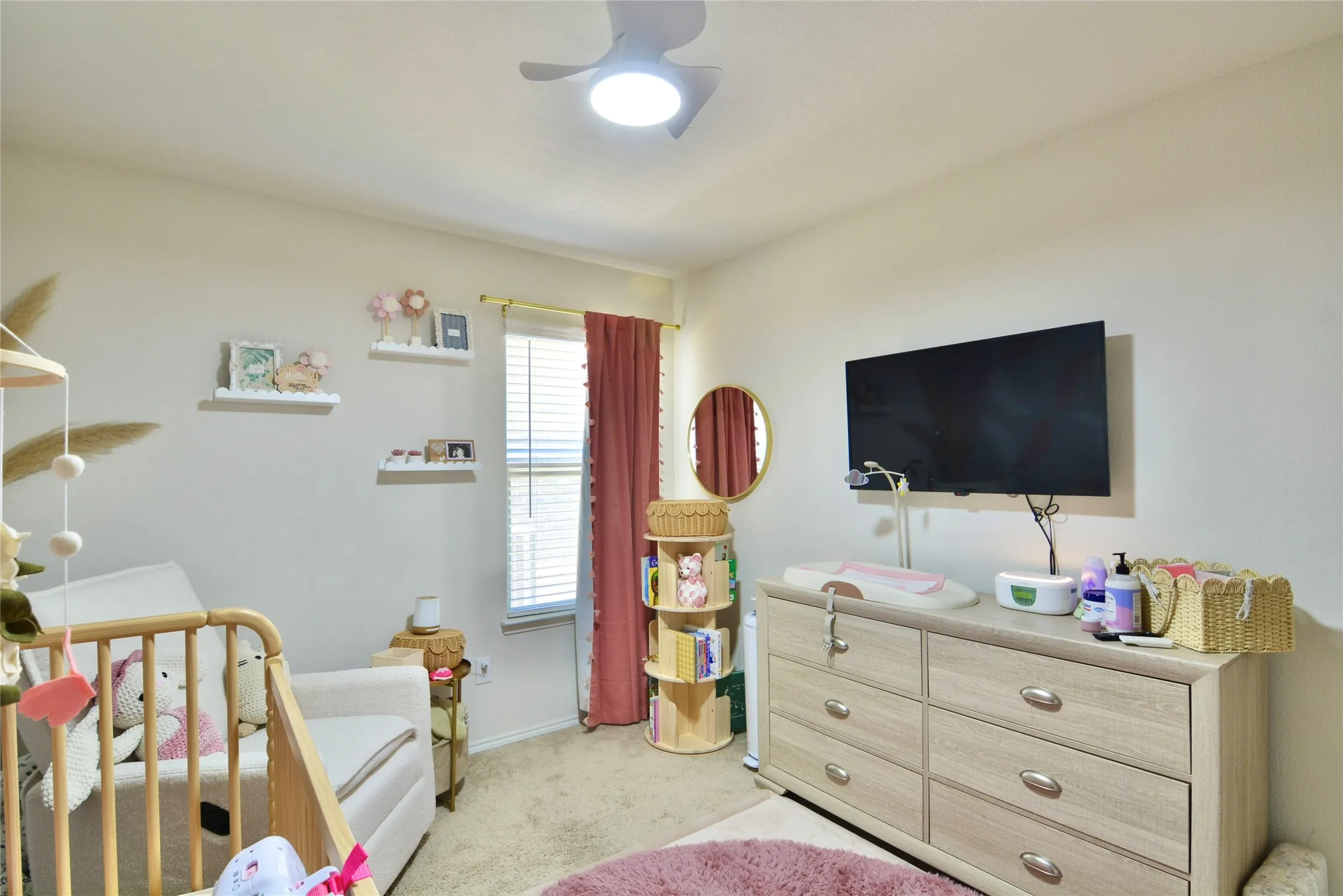 Single Family Residence For Sale in Denton County , 465 Pollyann Trail, Fort Worth, Texas 76052, 3 Bedroom, 2 Bathroom, 2 Garage spaces, 1,509 Sqft, built in 2019, mls#21361210, Real Estate Agent in Fort Worth, Homes For Sale in Denton county, Homes For Sale in Fort Worth, Realtor in Fort Worth Texas, Real Estate Brokerage Independent Realty Texas, Luminita Cordes Realtor
