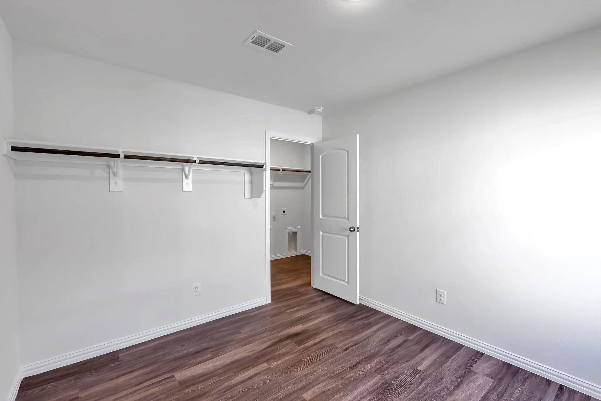 Duplex For Rent in Hopkins County , 625 Whitworth Street B, Sulphur Springs, Texas 75482, 3 Bedroom, 2 Bathroom, Garage spaces, 872 Sqft, built in 2023, mls#21354663, Real Estate Agent in Sulphur Springs, Homes For Rent in Hopkins county, Homes For Rent in Sulphur Springs, Realtor in Sulphur Springs Texas, Real Estate Brokerage Independent Realty Texas, Luminita Cordes Realtor