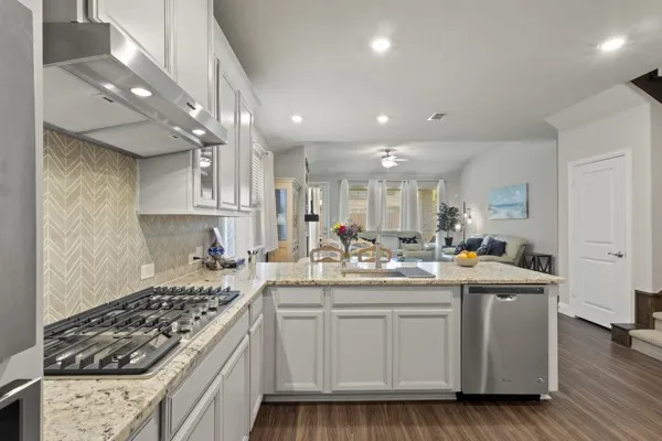 Single Family Residence For Sale in Denton County , 2316 Willow Garden Drive, Little Elm, Texas 75068, 4 Bedroom, 3 Bathroom, 2 Garage spaces, 2,535 Sqft, built in 2021, mls#21361212, Real Estate Agent in Little Elm, Homes For Sale in Denton county, Homes For Sale in Little Elm, Realtor in Little Elm Texas, Real Estate Brokerage Independent Realty Texas, Luminita Cordes Realtor