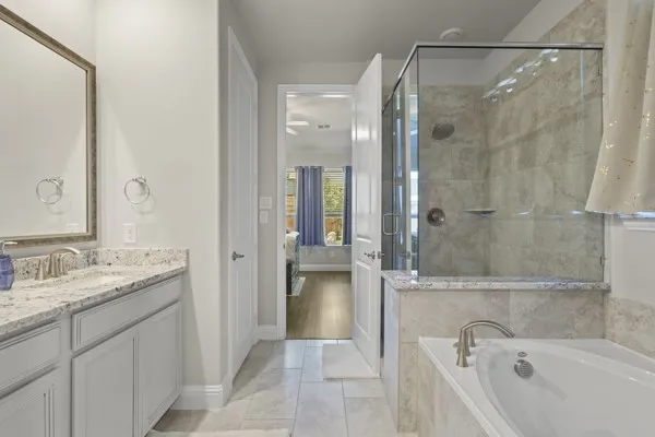 Single Family Residence For Sale in Denton County , 2316 Willow Garden Drive, Little Elm, Texas 75068, 4 Bedroom, 3 Bathroom, 2 Garage spaces, 2,535 Sqft, built in 2021, mls#21361212, Real Estate Agent in Little Elm, Homes For Sale in Denton county, Homes For Sale in Little Elm, Realtor in Little Elm Texas, Real Estate Brokerage Independent Realty Texas, Luminita Cordes Realtor