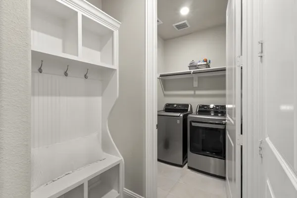 Single Family Residence For Sale in Denton County , 2316 Willow Garden Drive, Little Elm, Texas 75068, 4 Bedroom, 3 Bathroom, 2 Garage spaces, 2,535 Sqft, built in 2021, mls#21361212, Real Estate Agent in Little Elm, Homes For Sale in Denton county, Homes For Sale in Little Elm, Realtor in Little Elm Texas, Real Estate Brokerage Independent Realty Texas, Luminita Cordes Realtor