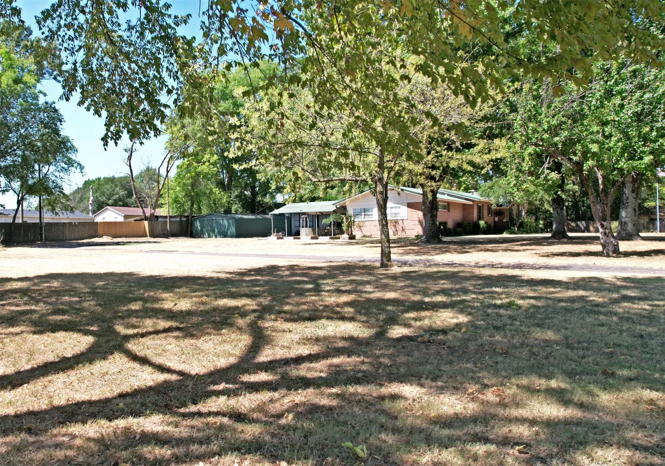 Single Family Residence For Sale in Wood County , 111 E Oak Street, Yantis, Texas 75497, 3 Bedroom, 2 Bathroom, Garage spaces, 1,892 Sqft, built in 0, Price $269,900, mls#21359993, Real Estate Agent in Yantis, Homes For Sale in Wood county, Homes For Sale in Yantis, Realtor in Yantis Texas, Real Estate Brokerage Independent Realty Texas, Luminita Cordes Realtor