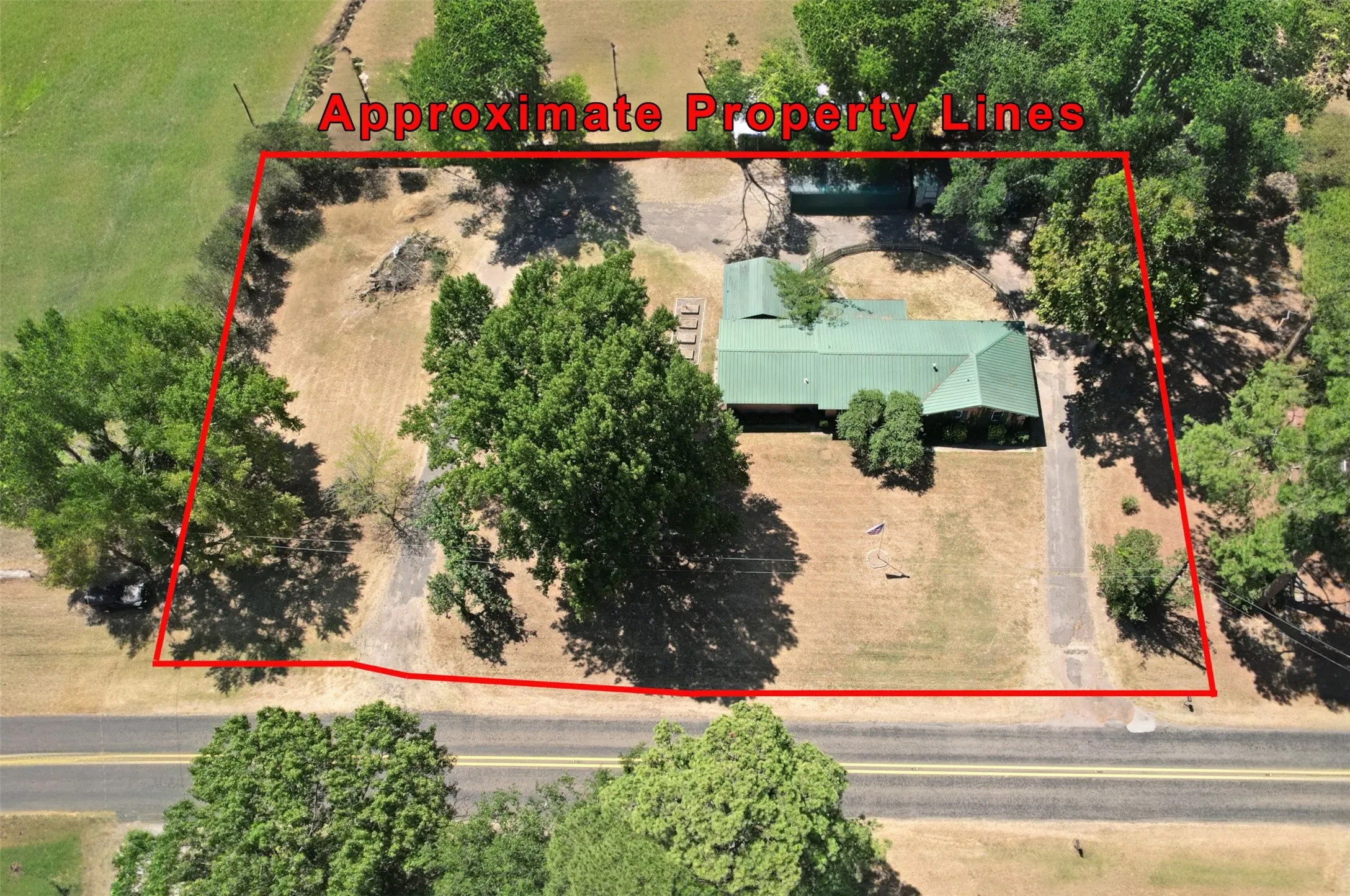 Single Family Residence For Sale in Wood County , 111 E Oak Street, Yantis, Texas 75497, 3 Bedroom, 2 Bathroom, Garage spaces, 1,892 Sqft, built in 0, Price $269,900, mls#21359993, Real Estate Agent in Yantis, Homes For Sale in Wood county, Homes For Sale in Yantis, Realtor in Yantis Texas, Real Estate Brokerage Independent Realty Texas, Luminita Cordes Realtor