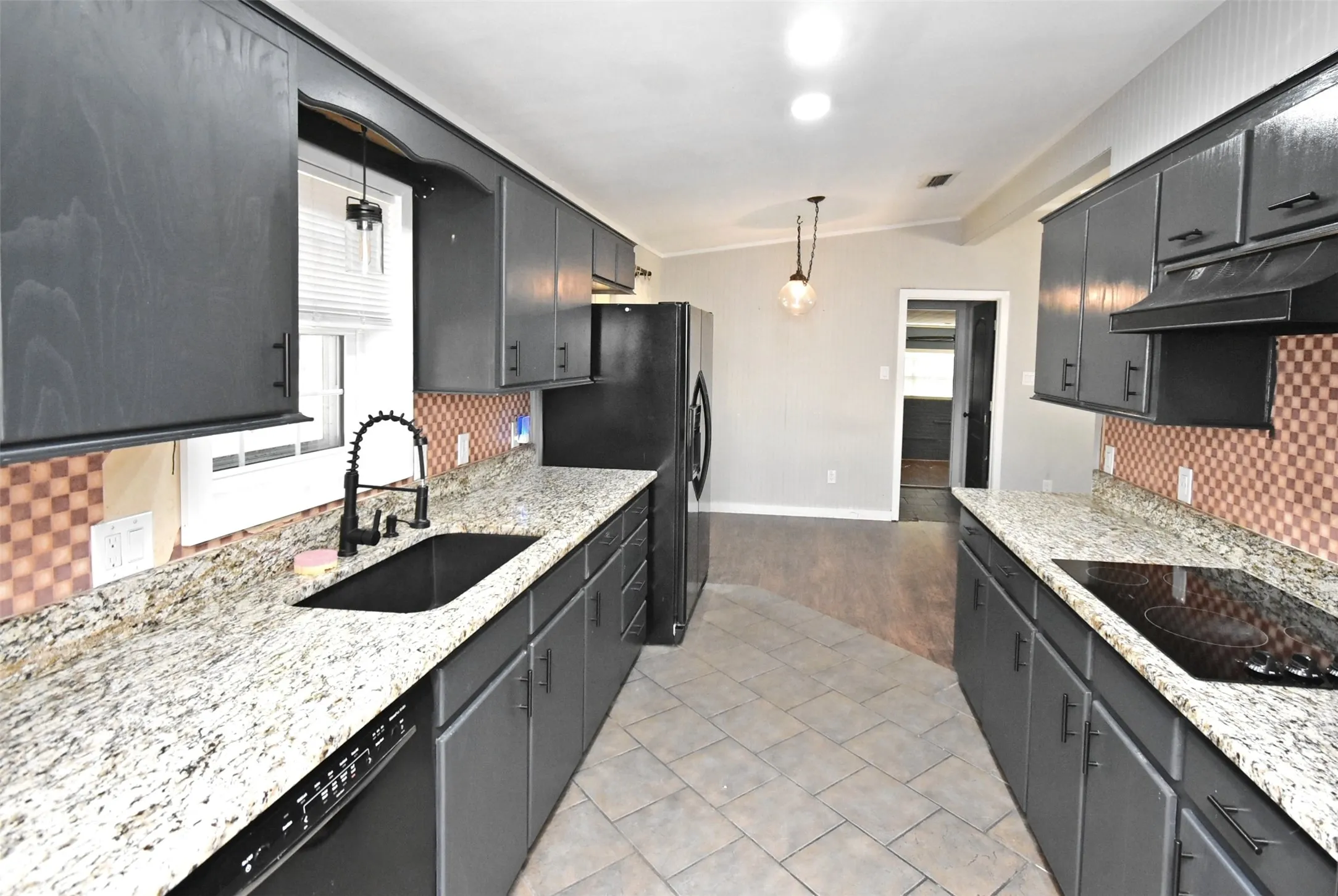 Single Family Residence For Sale in Wood County , 111 E Oak Street, Yantis, Texas 75497, 3 Bedroom, 2 Bathroom, Garage spaces, 1,892 Sqft, built in 0, Price $269,900, mls#21359993, Real Estate Agent in Yantis, Homes For Sale in Wood county, Homes For Sale in Yantis, Realtor in Yantis Texas, Real Estate Brokerage Independent Realty Texas, Luminita Cordes Realtor