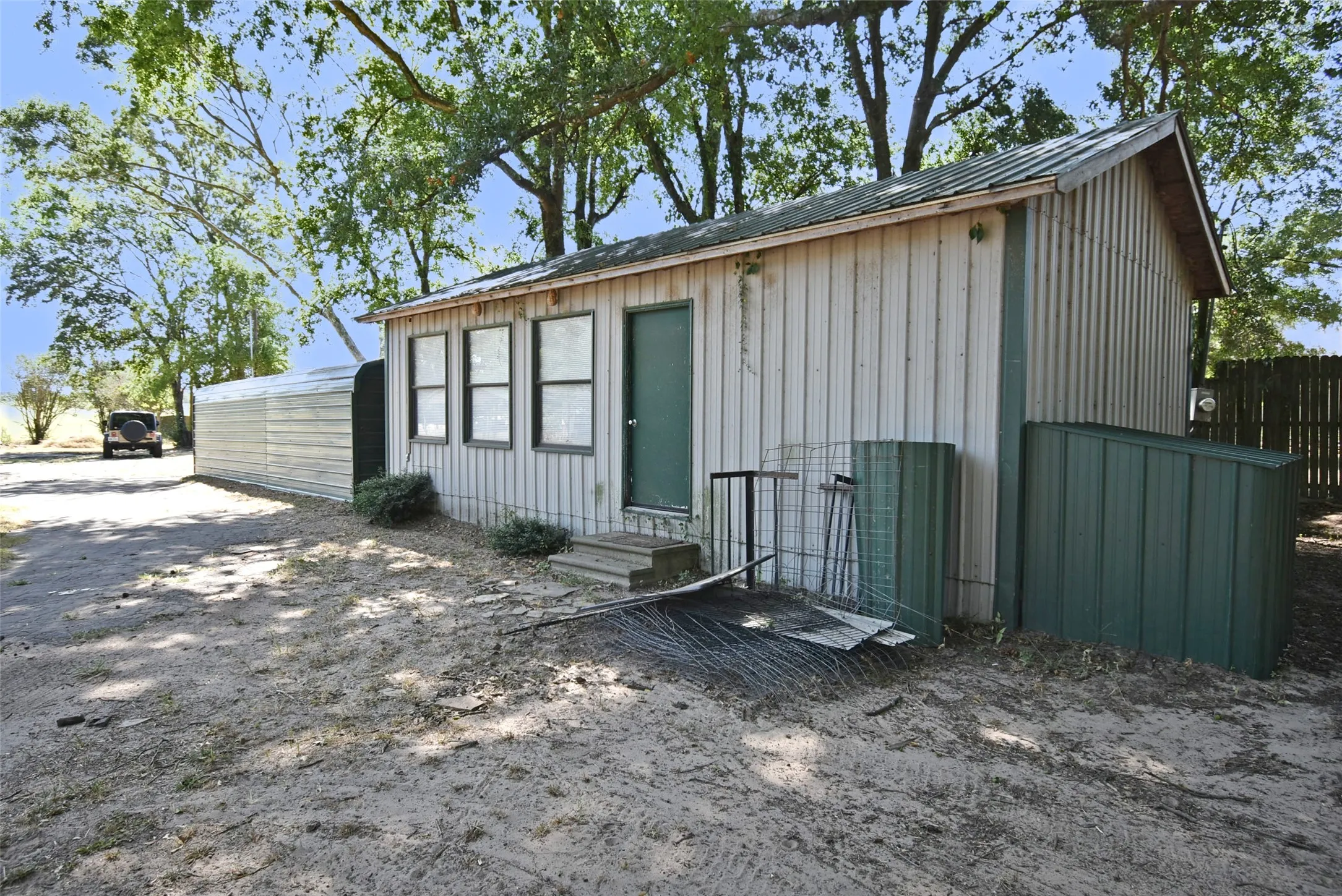Single Family Residence For Sale in Wood County , 111 E Oak Street, Yantis, Texas 75497, 3 Bedroom, 2 Bathroom, Garage spaces, 1,892 Sqft, built in 0, Price $269,900, mls#21359993, Real Estate Agent in Yantis, Homes For Sale in Wood county, Homes For Sale in Yantis, Realtor in Yantis Texas, Real Estate Brokerage Independent Realty Texas, Luminita Cordes Realtor