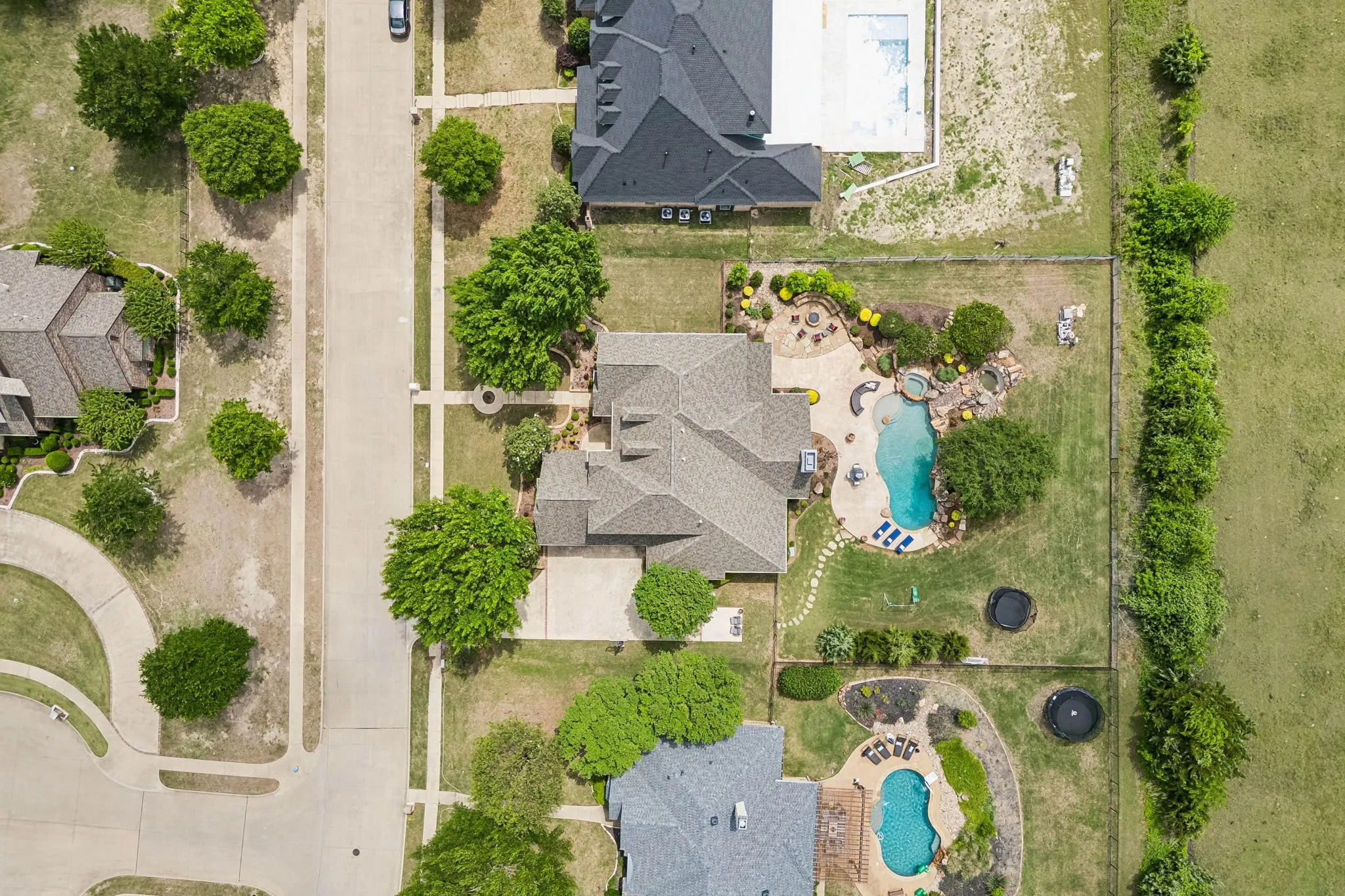 Single Family Residence For Rent in Rockwall County , 156 Stoneleigh Drive, Heath, Texas 75032, 4 Bedroom, 4 Bathroom, 3 Garage spaces, 4,260 Sqft, built in 2002, Price $5,950, mls#21358423, Real Estate Agent in Heath, Homes For Rent in Rockwall county, Homes For Rent in Heath, Realtor in Heath Texas, Real Estate Brokerage Independent Realty Texas, Luminita Cordes Realtor