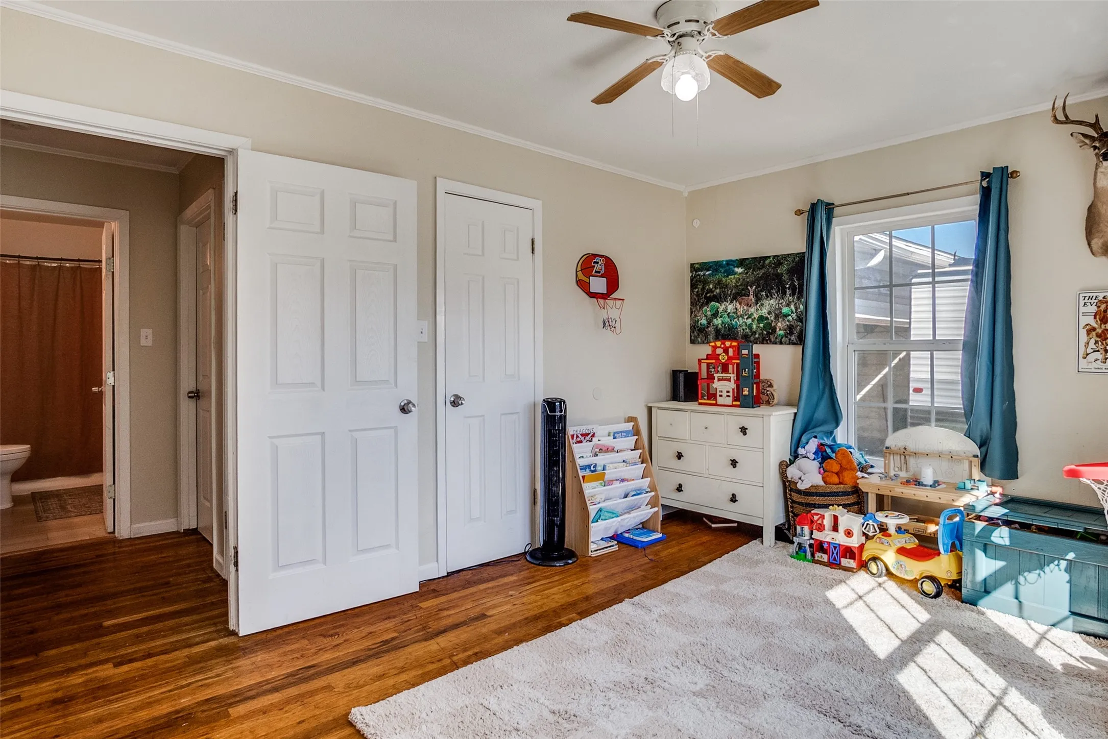 Single Family Residence For Rent in Parker County , 910 Norton Street, Weatherford, Texas 76086, 3 Bedroom, 2 Bathroom, Garage spaces, 1,418 Sqft, built in 0, mls#21361237, Real Estate Agent in Weatherford, Homes For Rent in Parker county, Homes For Rent in Weatherford, Realtor in Weatherford Texas, Real Estate Brokerage Independent Realty Texas, Luminita Cordes Realtor