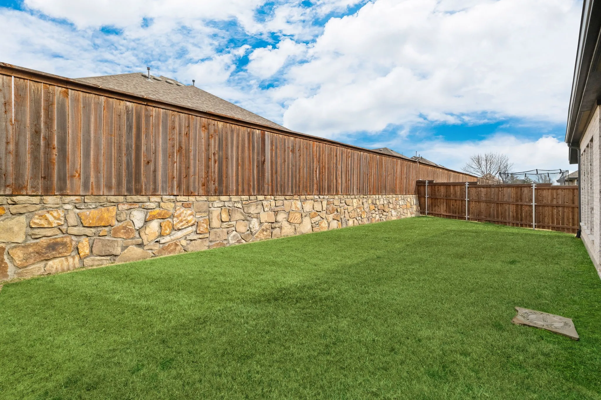 Single Family Residence For Rent in Collin County , 3040 Pedigree Court, Celina, Texas 75009, 4 Bedroom, 3 Bathroom, 2 Garage spaces, 2,545 Sqft, built in 2022, mls#21361242, Real Estate Agent in Celina, Homes For Rent in Collin county, Homes For Rent in Celina, Realtor in Celina Texas, Real Estate Brokerage Independent Realty Texas, Luminita Cordes Realtor