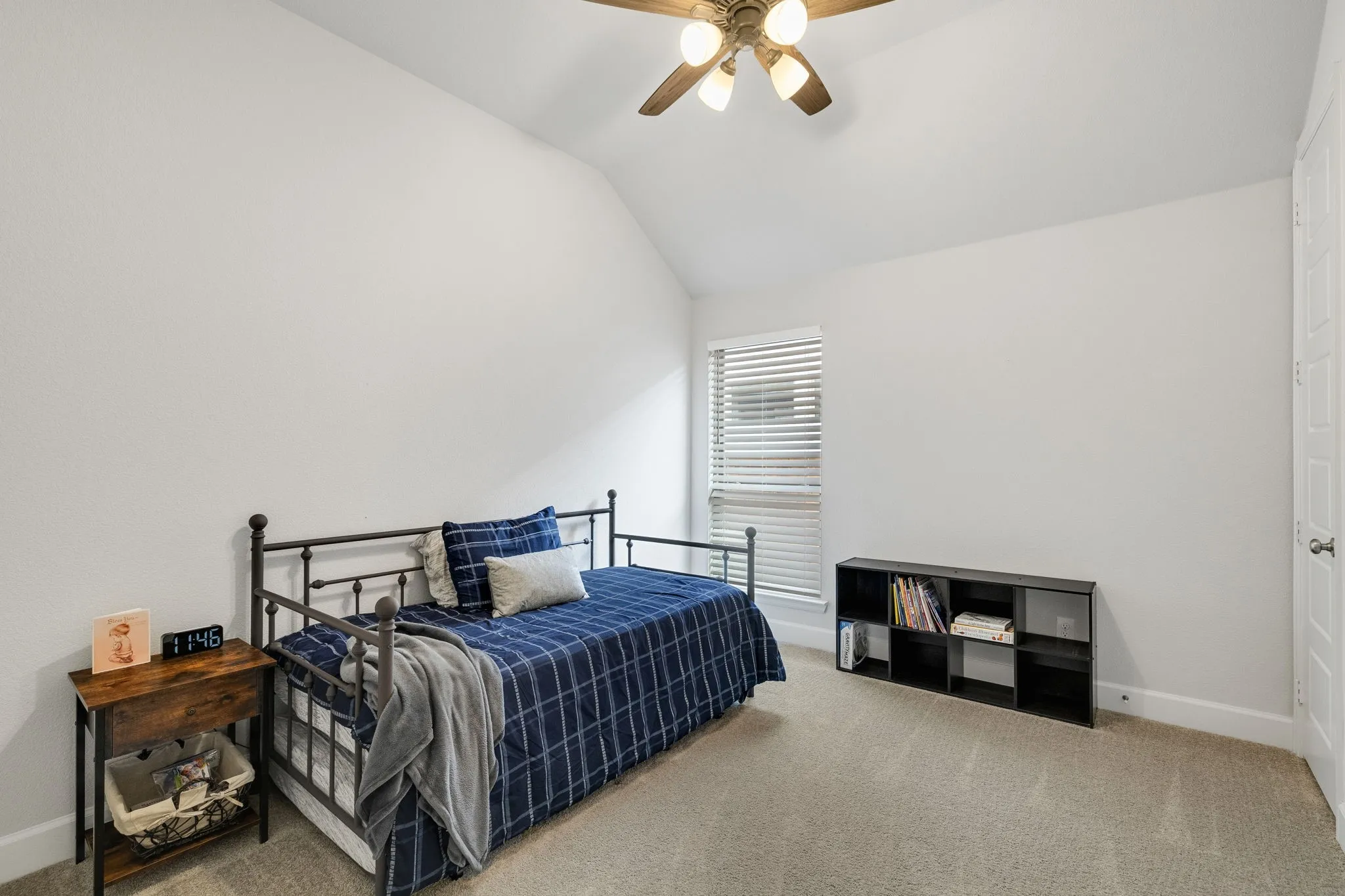 Single Family Residence For Rent in Collin County , 3040 Pedigree Court, Celina, Texas 75009, 4 Bedroom, 3 Bathroom, 2 Garage spaces, 2,545 Sqft, built in 2022, mls#21361242, Real Estate Agent in Celina, Homes For Rent in Collin county, Homes For Rent in Celina, Realtor in Celina Texas, Real Estate Brokerage Independent Realty Texas, Luminita Cordes Realtor