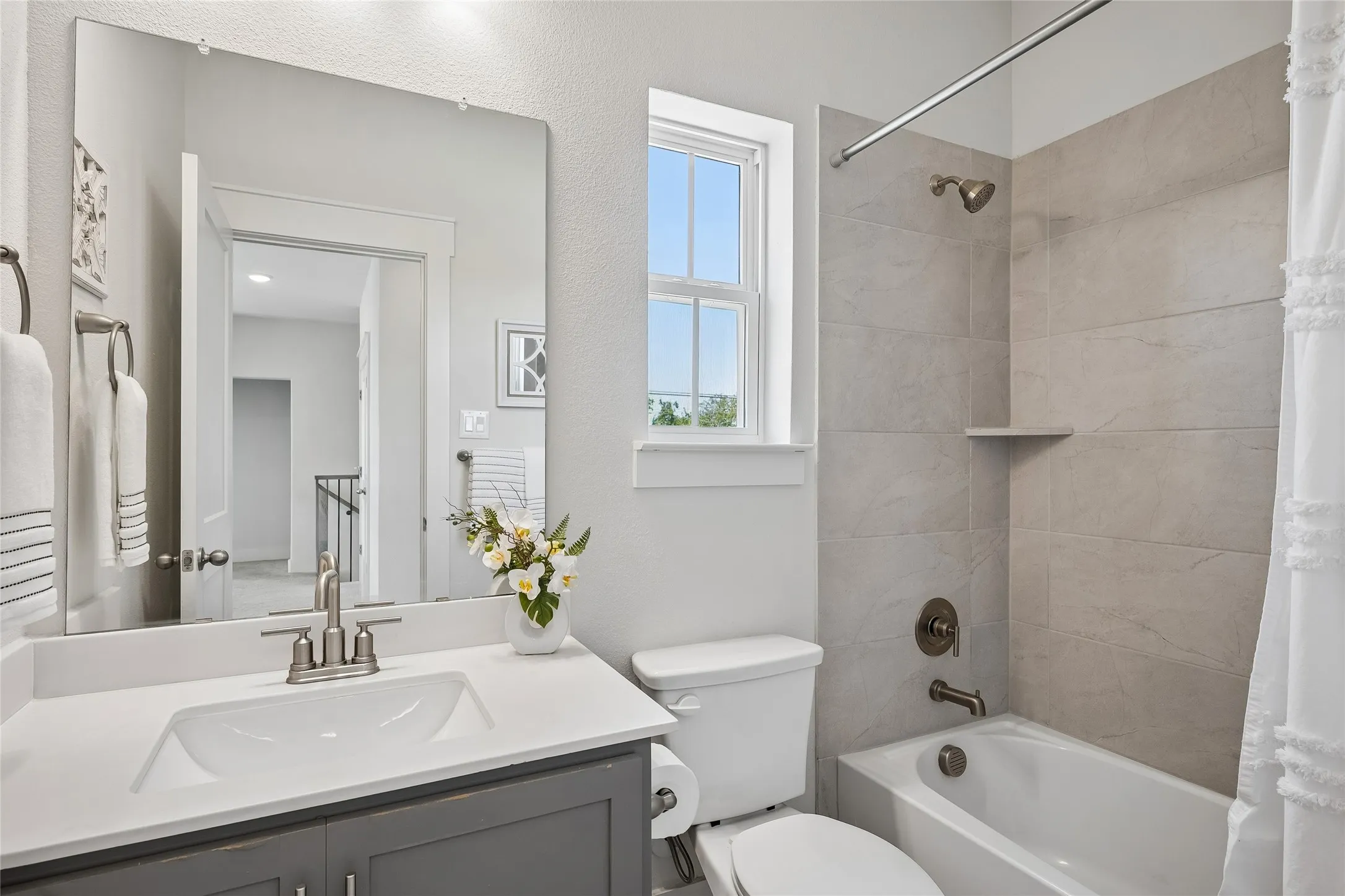 Full size bathroom upstairs
