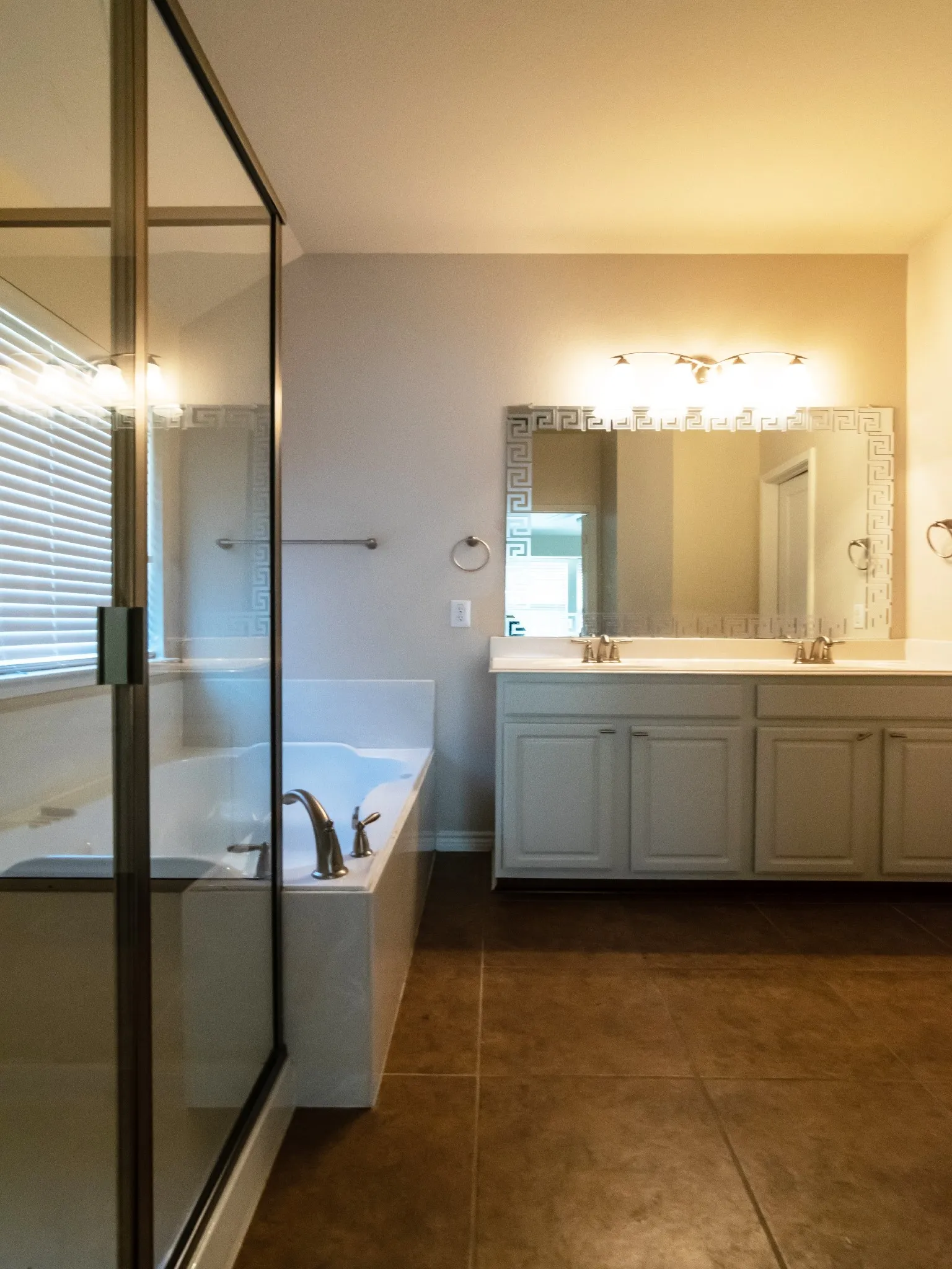 Single Family Residence For Rent in Denton County , 472 Northbrook Avenue, Oak Point, Texas 75068, 3 Bedroom, 2 Bathroom, 2 Garage spaces, 1,676 Sqft, built in 2009, mls#21361254, Real Estate Agent in Oak Point, Homes For Rent in Denton county, Homes For Rent in Oak Point, Realtor in Oak Point Texas, Real Estate Brokerage Independent Realty Texas, Luminita Cordes Realtor