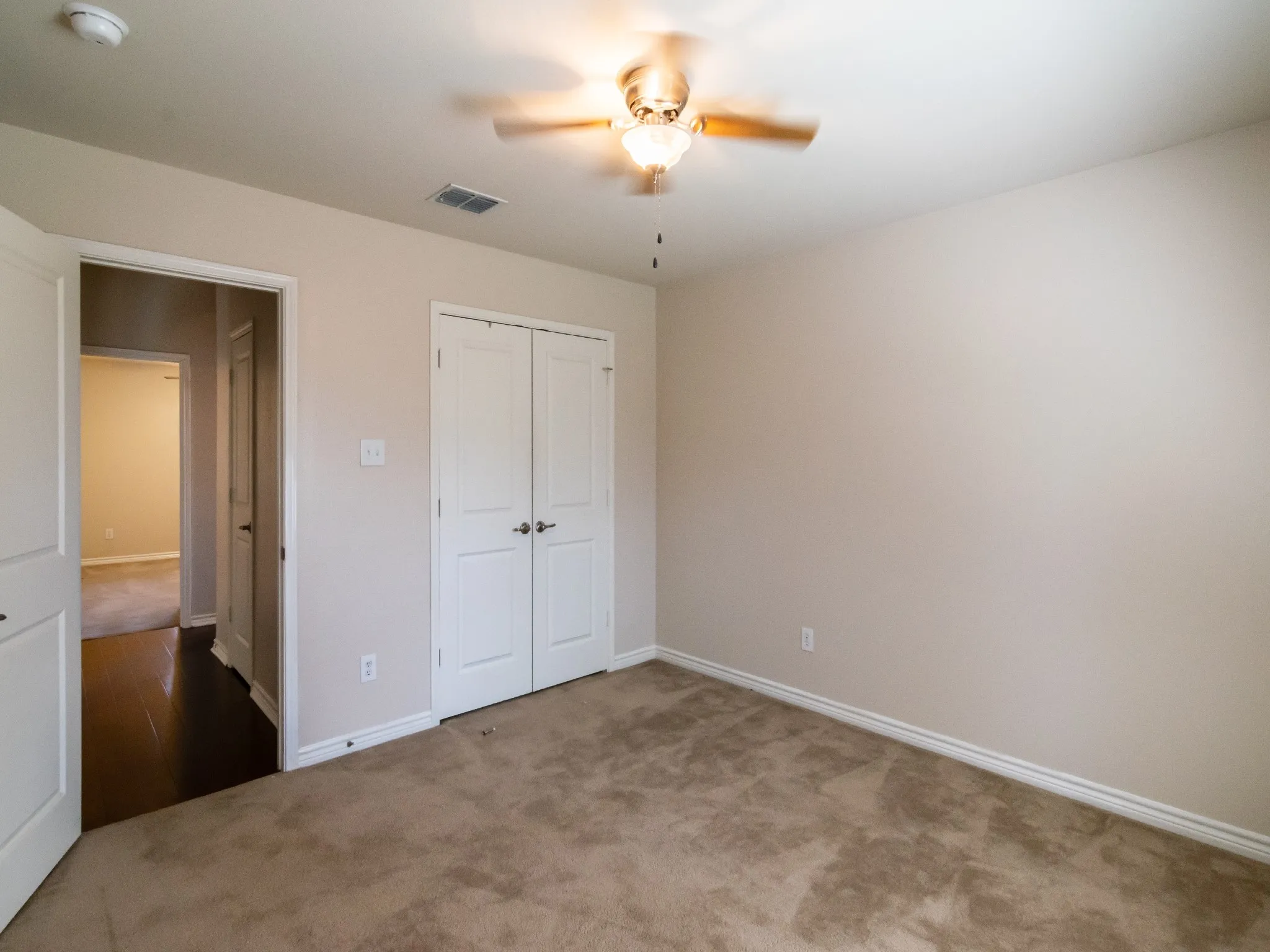 Single Family Residence For Rent in Denton County , 472 Northbrook Avenue, Oak Point, Texas 75068, 3 Bedroom, 2 Bathroom, 2 Garage spaces, 1,676 Sqft, built in 2009, mls#21361254, Real Estate Agent in Oak Point, Homes For Rent in Denton county, Homes For Rent in Oak Point, Realtor in Oak Point Texas, Real Estate Brokerage Independent Realty Texas, Luminita Cordes Realtor