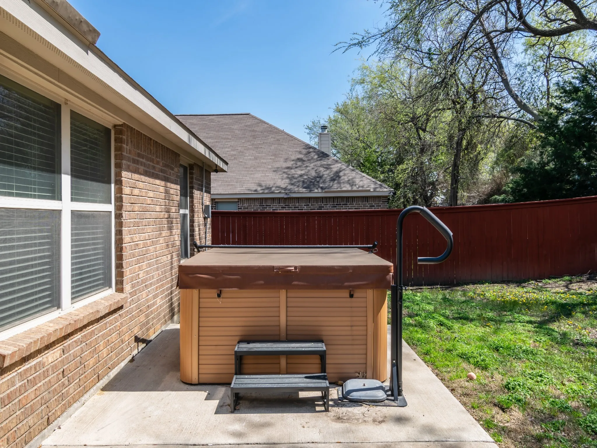 Single Family Residence For Rent in Denton County , 472 Northbrook Avenue, Oak Point, Texas 75068, 3 Bedroom, 2 Bathroom, 2 Garage spaces, 1,676 Sqft, built in 2009, mls#21361254, Real Estate Agent in Oak Point, Homes For Rent in Denton county, Homes For Rent in Oak Point, Realtor in Oak Point Texas, Real Estate Brokerage Independent Realty Texas, Luminita Cordes Realtor