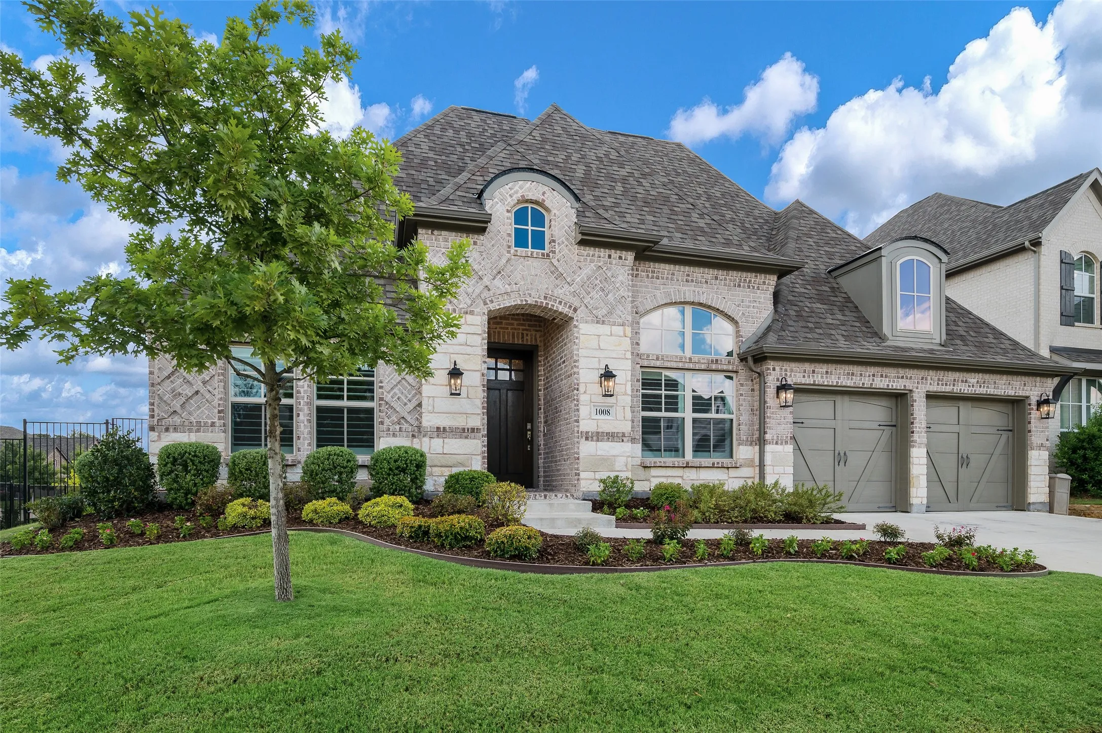 Single Family Residence For Sale in Denton County , 1008 Turtle Creek Avenue, Denton, Texas 76210, 4 Bedroom, 4 Bathroom, 3 Garage spaces, 2,964 Sqft, built in 2021, mls#21361257, Real Estate Agent in Denton, Homes For Sale in Denton county, Homes For Sale in Denton, Realtor in Denton Texas, Real Estate Brokerage Independent Realty Texas, Luminita Cordes Realtor