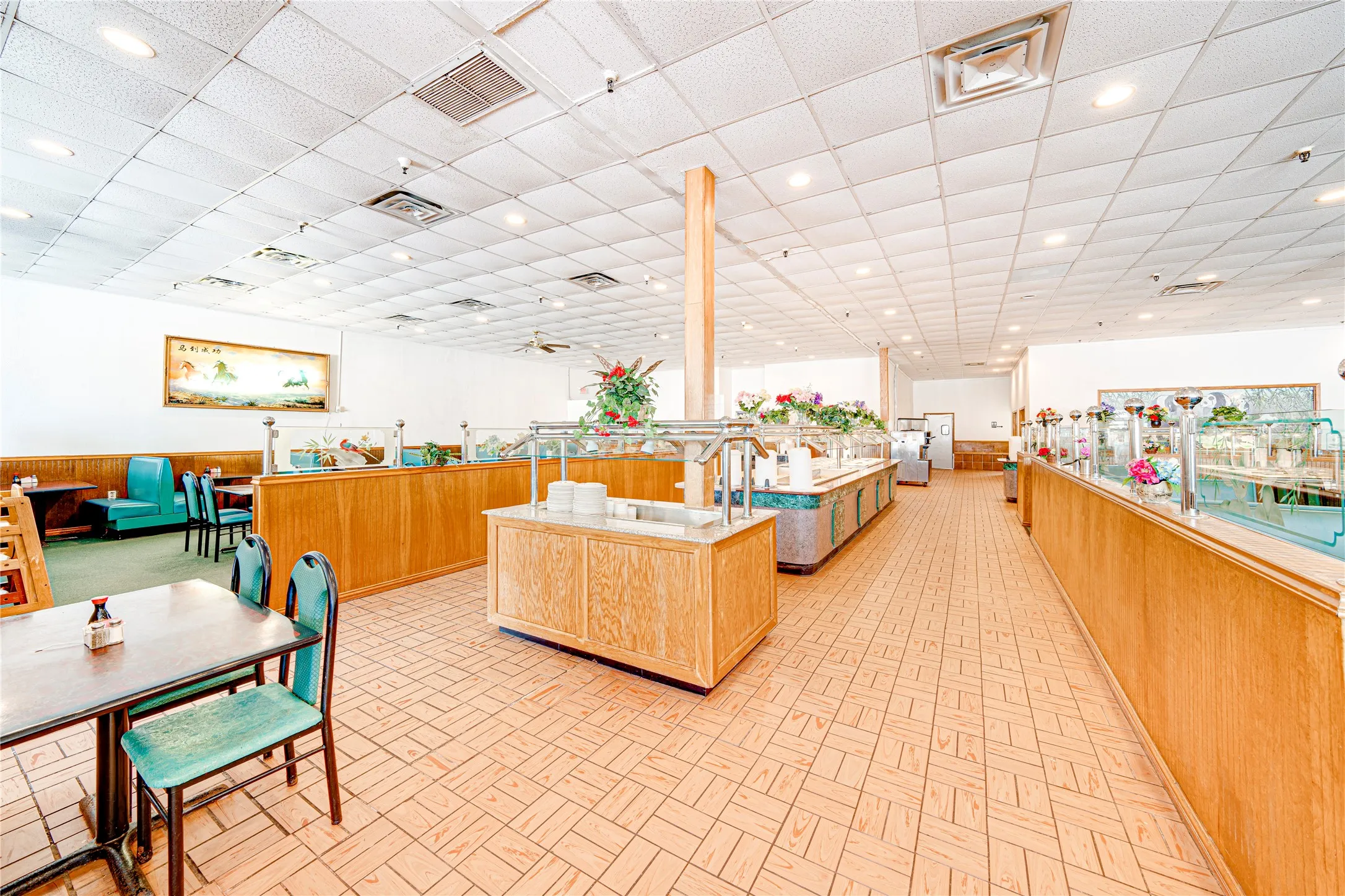Retail For Sale in Kaufman County , 1400 W Moore Avenue B, Terrell, Texas 75160, 0, 0, Garage spaces, 0 Sqft, built in 1970, mls#21361260, Real Estate Agent in Terrell, Homes For Sale in Kaufman county, Homes For Sale in Terrell, Realtor in Terrell Texas, Real Estate Brokerage Independent Realty Texas, Luminita Cordes Realtor