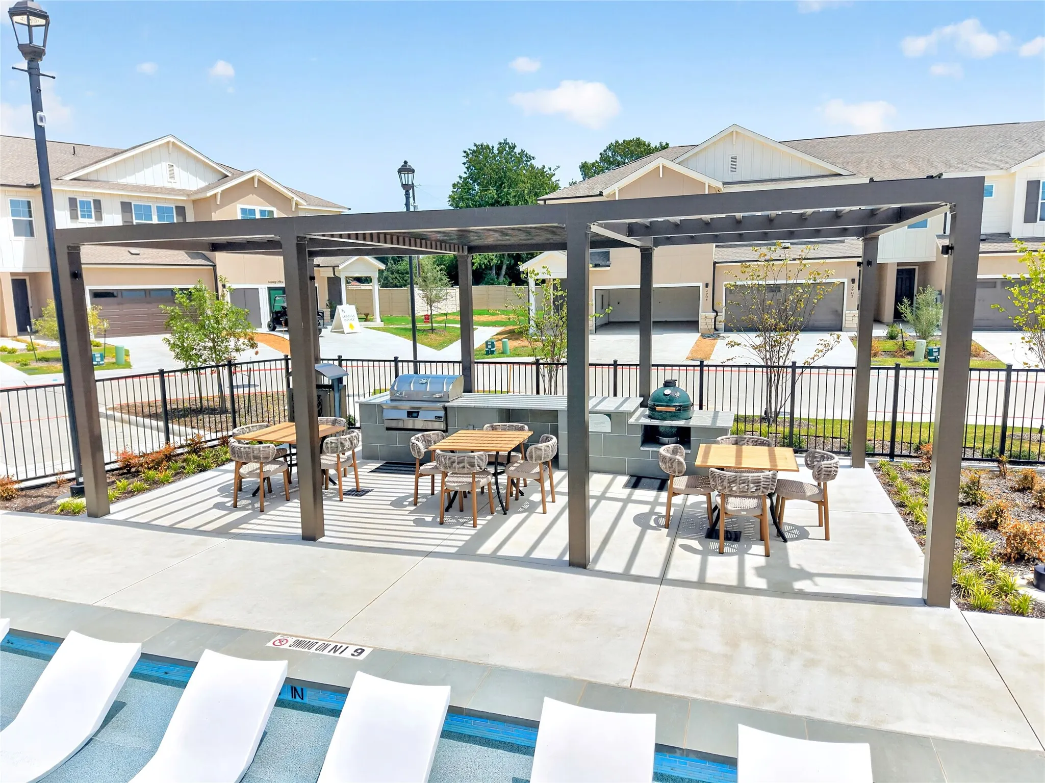 Townhouse For Rent in Collin County , 207 Melody Lane, Melissa, Texas 75454, 3 Bedroom, 3 Bathroom, 2 Garage spaces, 1,798 Sqft, built in 2026, mls#21361133, Real Estate Agent in Melissa, Homes For Rent in Collin county, Homes For Rent in Melissa, Realtor in Melissa Texas, Real Estate Brokerage Independent Realty Texas, Luminita Cordes Realtor