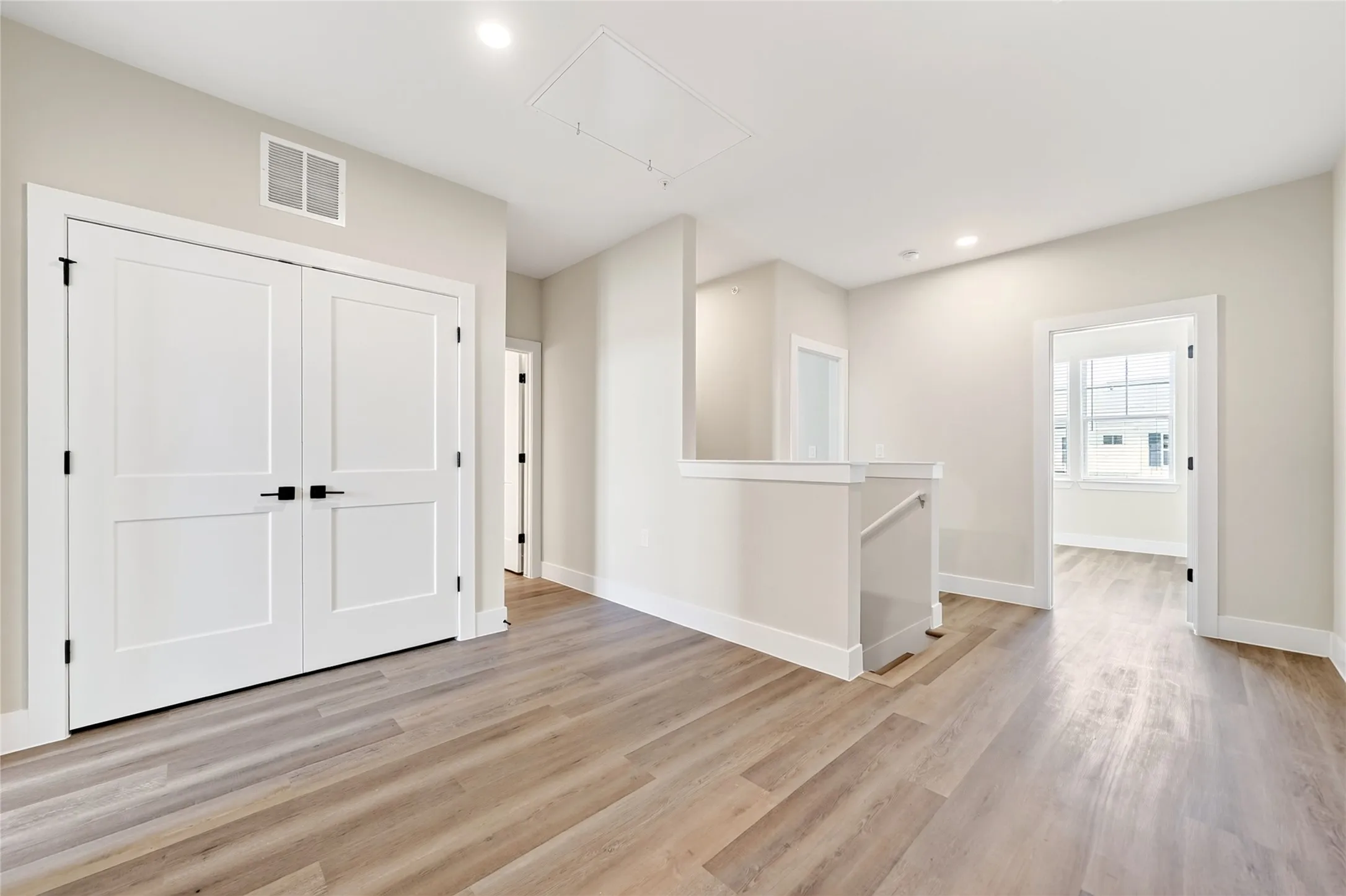 Townhouse For Rent in Collin County , 205 Melody Lane, Melissa, Texas 75454, 3 Bedroom, 3 Bathroom, 2 Garage spaces, 1,798 Sqft, built in 2026, mls#21361107, Real Estate Agent in Melissa, Homes For Rent in Collin county, Homes For Rent in Melissa, Realtor in Melissa Texas, Real Estate Brokerage Independent Realty Texas, Luminita Cordes Realtor