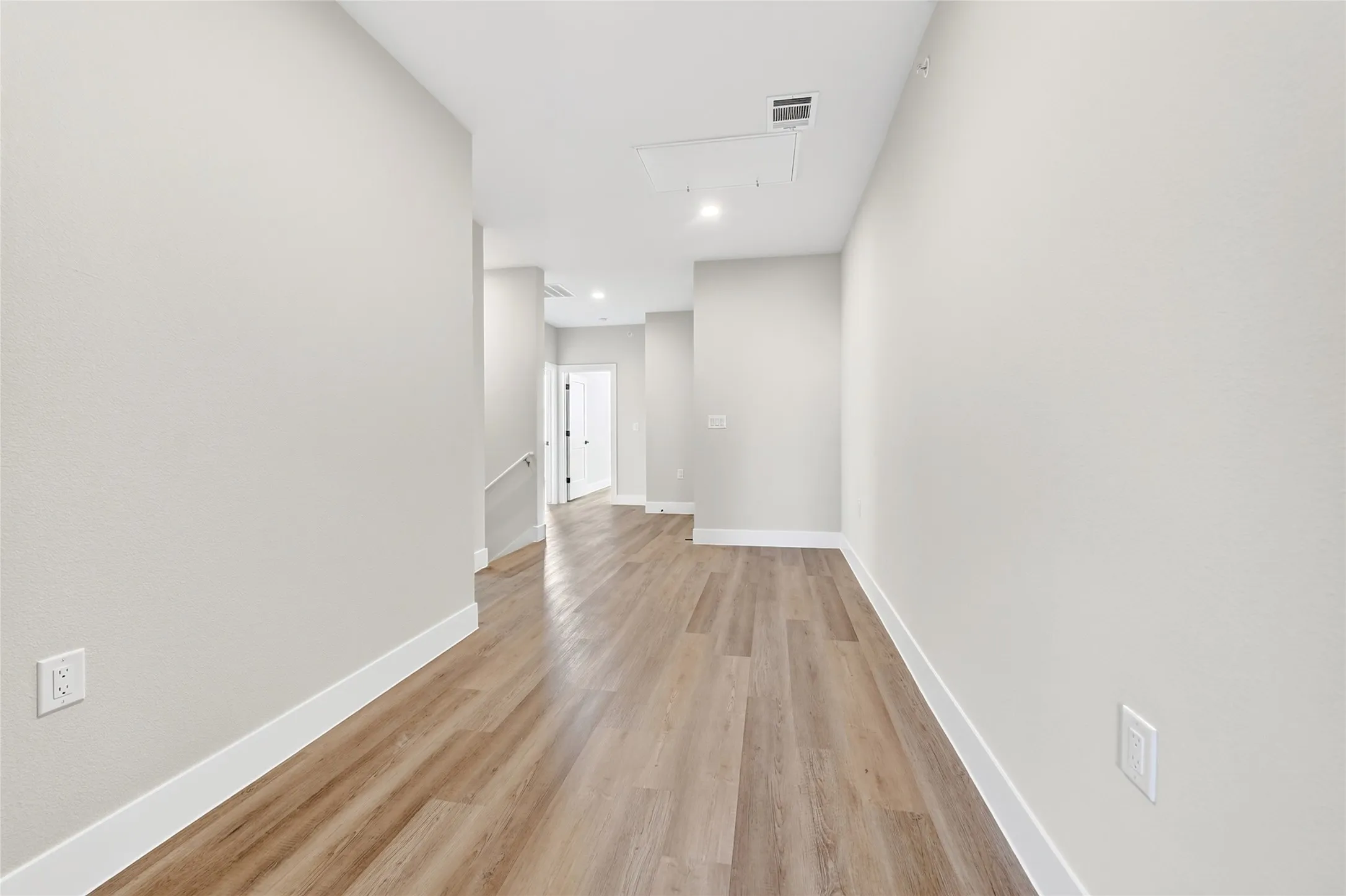 Townhouse For Rent in Collin County , 2902 Serenity Lane, Melissa, Texas 75454, 4 Bedroom, 4 Bathroom, 2 Garage spaces, 2,168 Sqft, built in 2026, mls#21361084, Real Estate Agent in Melissa, Homes For Rent in Collin county, Homes For Rent in Melissa, Realtor in Melissa Texas, Real Estate Brokerage Independent Realty Texas, Luminita Cordes Realtor