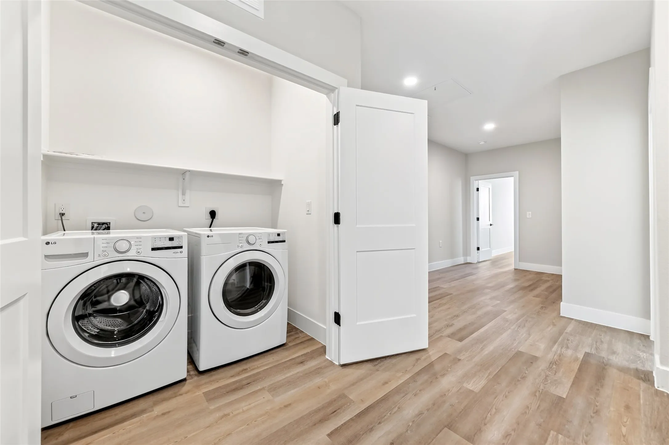 Townhouse For Rent in Collin County , 2902 Serenity Lane, Melissa, Texas 75454, 4 Bedroom, 4 Bathroom, 2 Garage spaces, 2,168 Sqft, built in 2026, mls#21361084, Real Estate Agent in Melissa, Homes For Rent in Collin county, Homes For Rent in Melissa, Realtor in Melissa Texas, Real Estate Brokerage Independent Realty Texas, Luminita Cordes Realtor