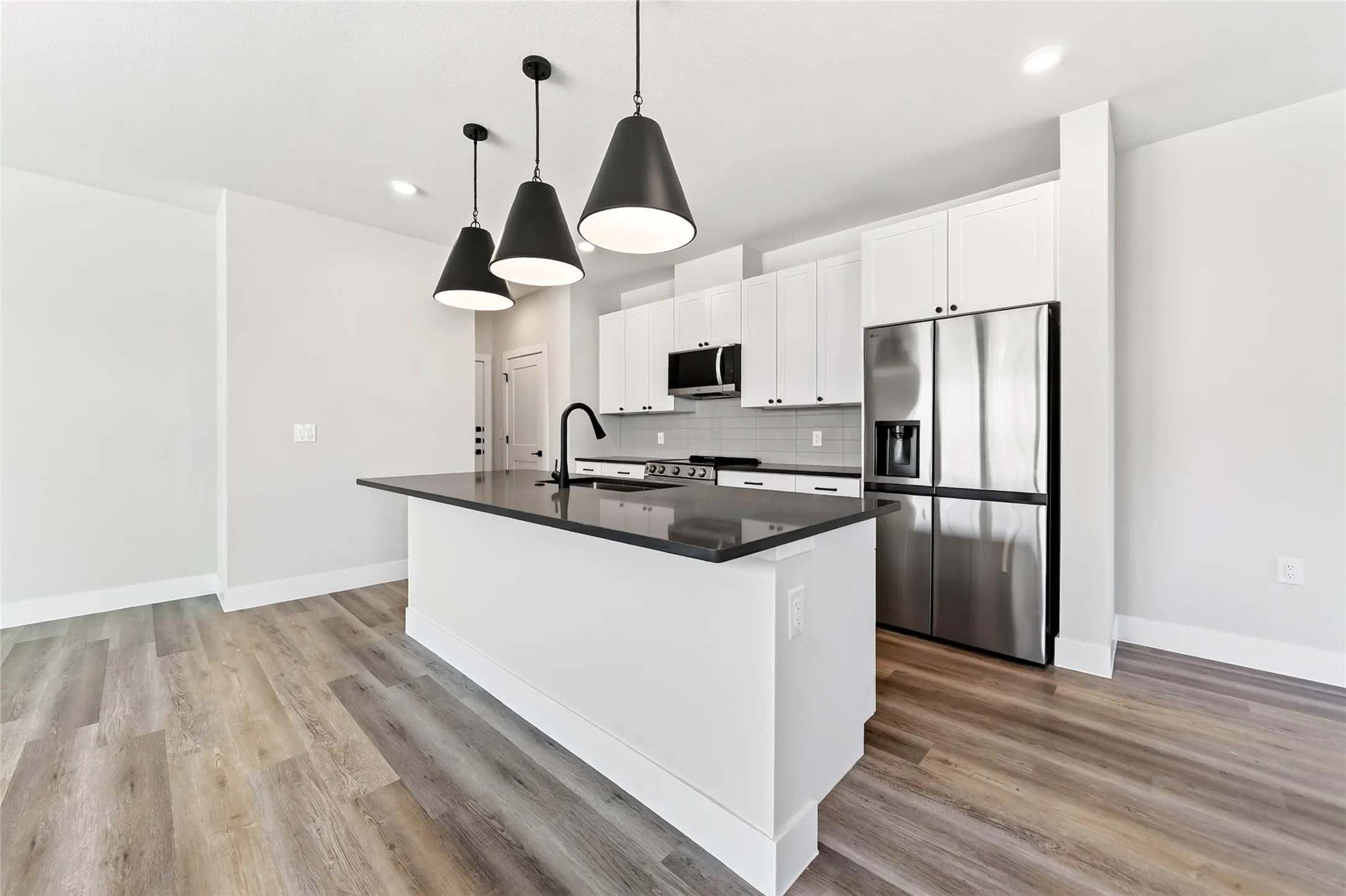 Townhouse For Rent in Collin County , 2902 Serenity Lane, Melissa, Texas 75454, 4 Bedroom, 4 Bathroom, 2 Garage spaces, 2,168 Sqft, built in 2026, mls#21361084, Real Estate Agent in Melissa, Homes For Rent in Collin county, Homes For Rent in Melissa, Realtor in Melissa Texas, Real Estate Brokerage Independent Realty Texas, Luminita Cordes Realtor