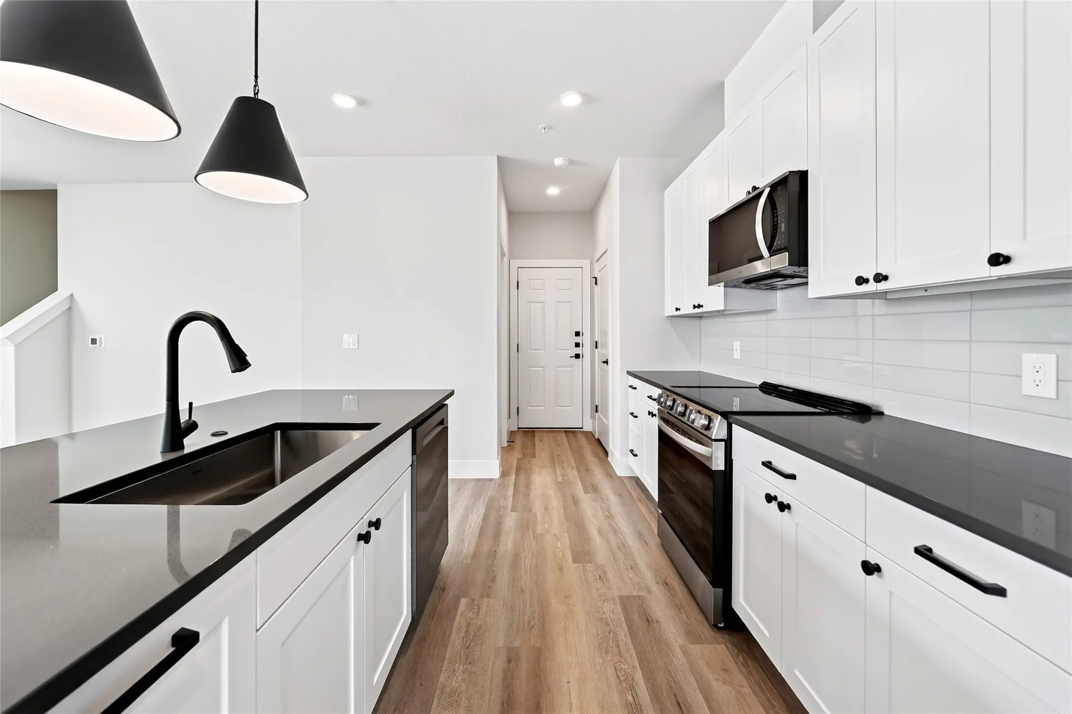 Townhouse For Rent in Collin County , 2902 Serenity Lane, Melissa, Texas 75454, 4 Bedroom, 4 Bathroom, 2 Garage spaces, 2,168 Sqft, built in 2026, mls#21361084, Real Estate Agent in Melissa, Homes For Rent in Collin county, Homes For Rent in Melissa, Realtor in Melissa Texas, Real Estate Brokerage Independent Realty Texas, Luminita Cordes Realtor