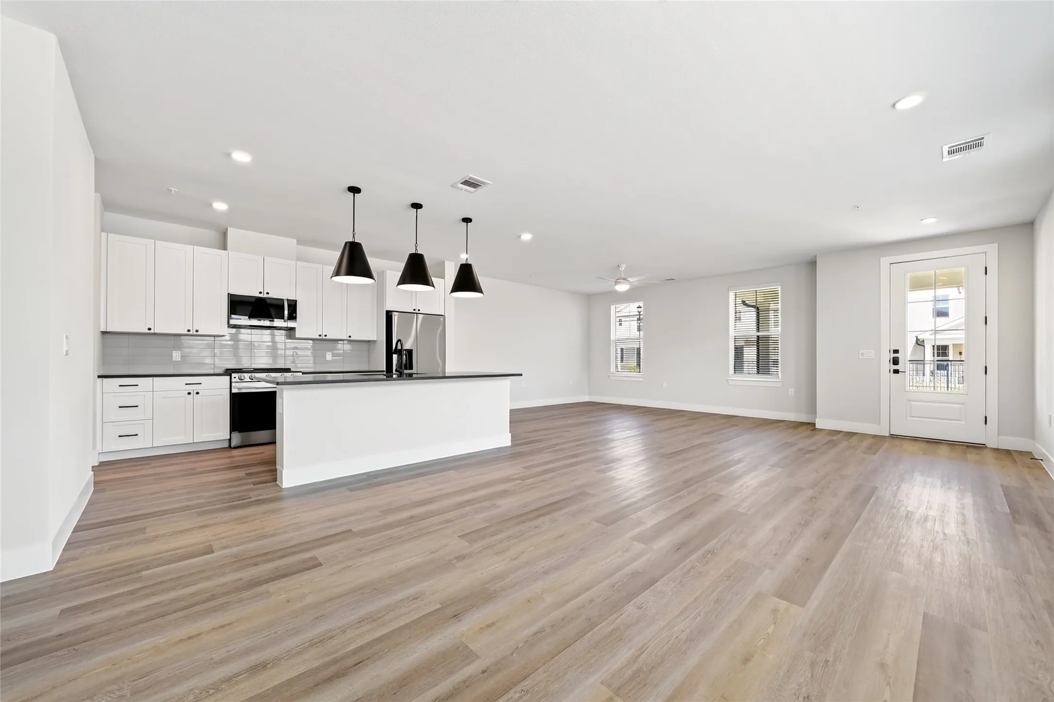 Townhouse For Rent in Collin County , 2902 Serenity Lane, Melissa, Texas 75454, 4 Bedroom, 4 Bathroom, 2 Garage spaces, 2,168 Sqft, built in 2026, mls#21361084, Real Estate Agent in Melissa, Homes For Rent in Collin county, Homes For Rent in Melissa, Realtor in Melissa Texas, Real Estate Brokerage Independent Realty Texas, Luminita Cordes Realtor
